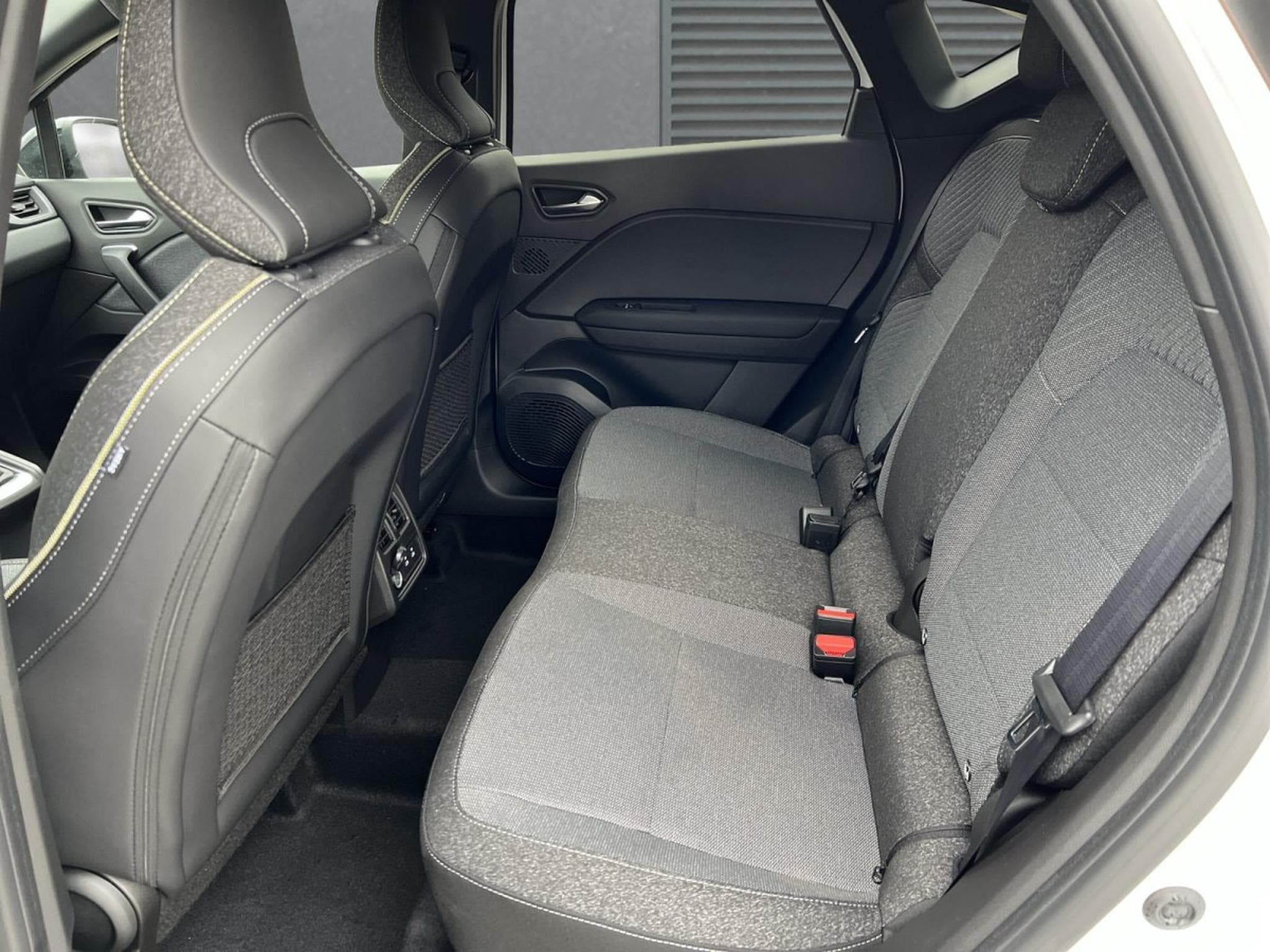 Renault Captur Techno (2026) - Foto 6