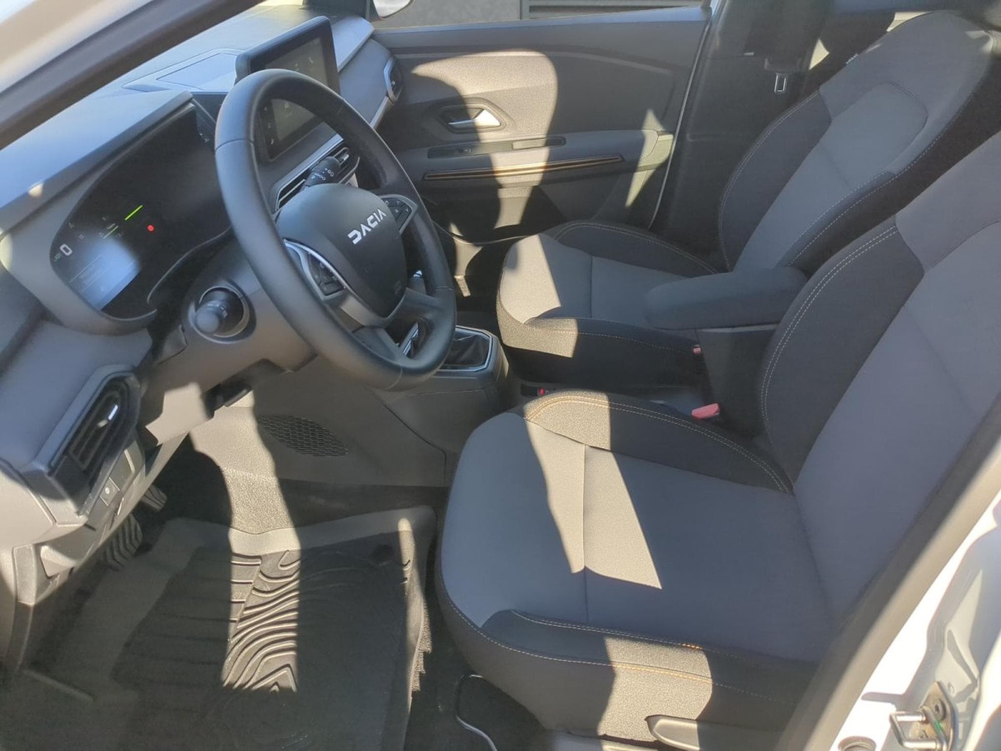 Dacia Jogger Extreme+ 7-Sitzer (2025) - Photo 4