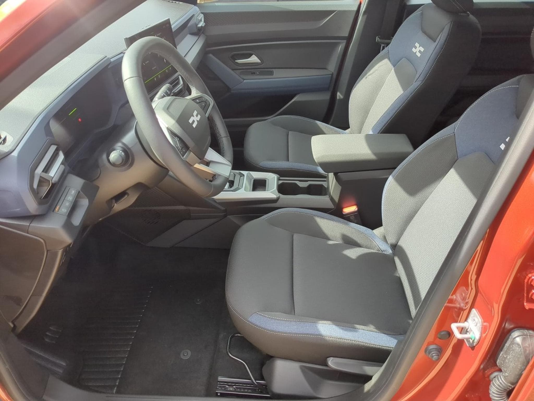 Dacia Bigster Expression (2026) - Photo 4