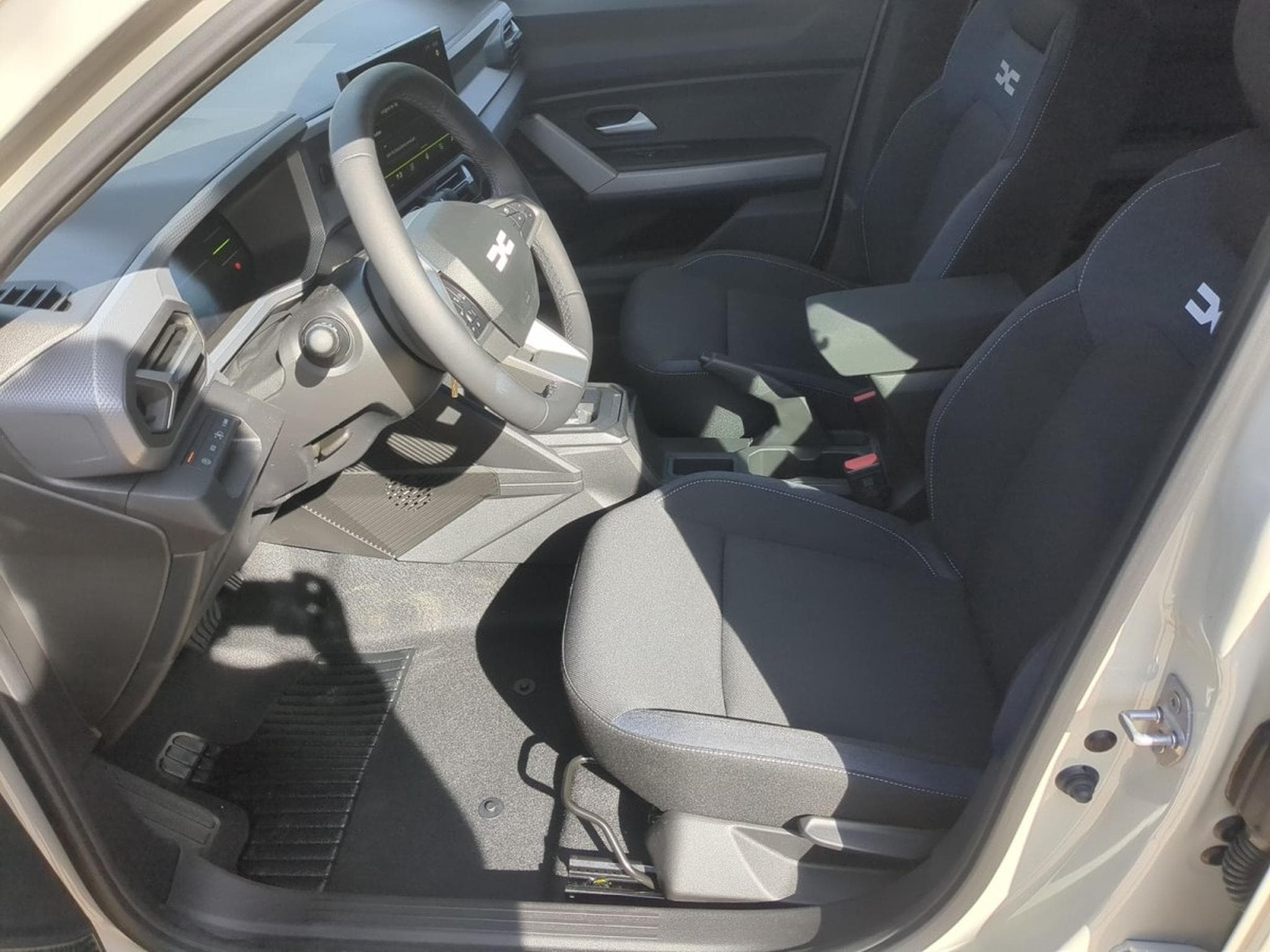 Dacia Duster Expression (2026) - Photo 4