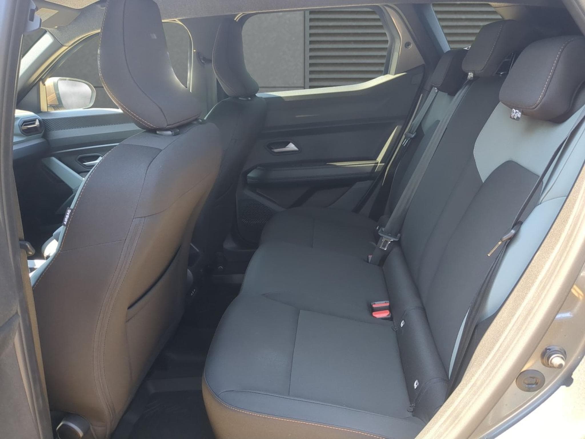 Dacia Duster Extreme (2026) - Photo 6
