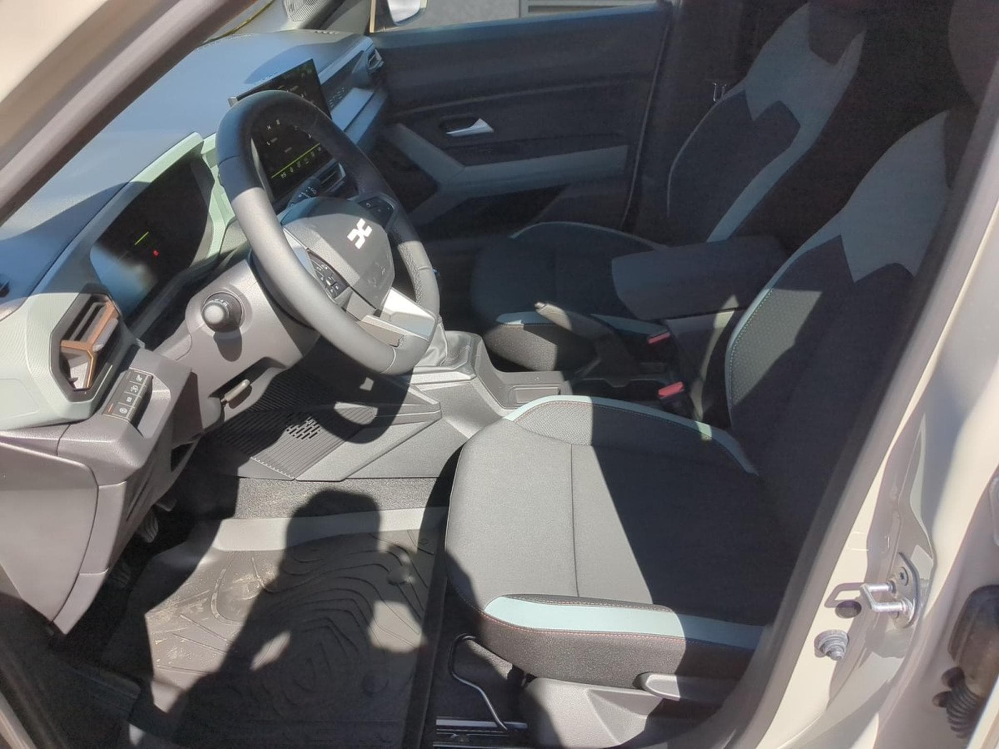 Dacia Duster Extreme (2026) - Foto 4