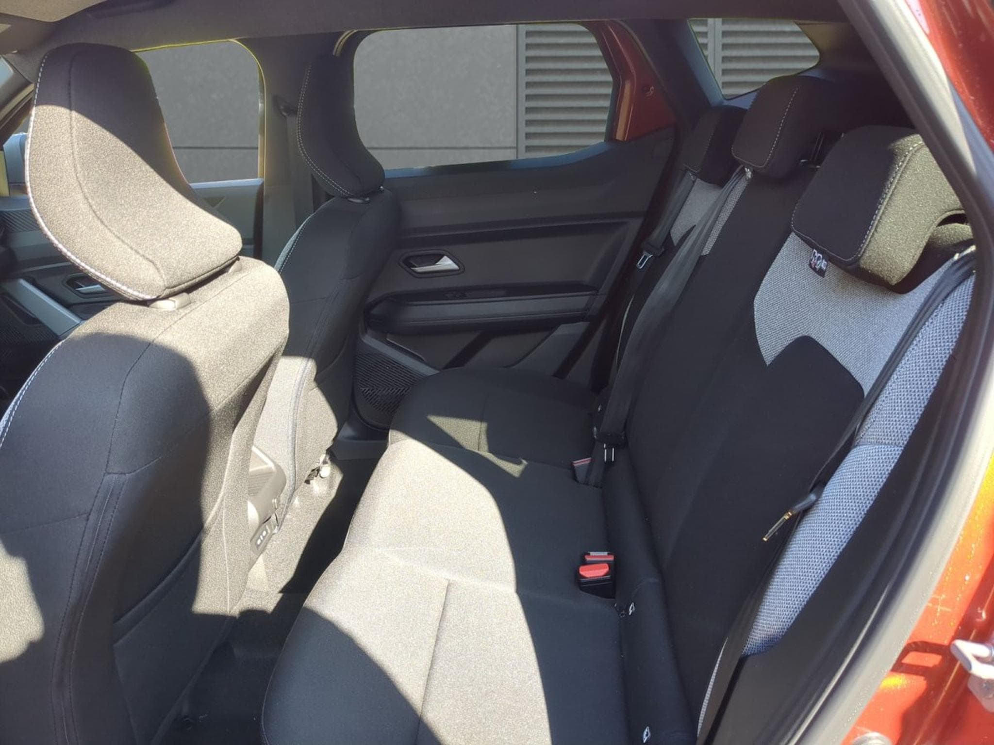 Dacia Duster Journey (2026) - Foto 6