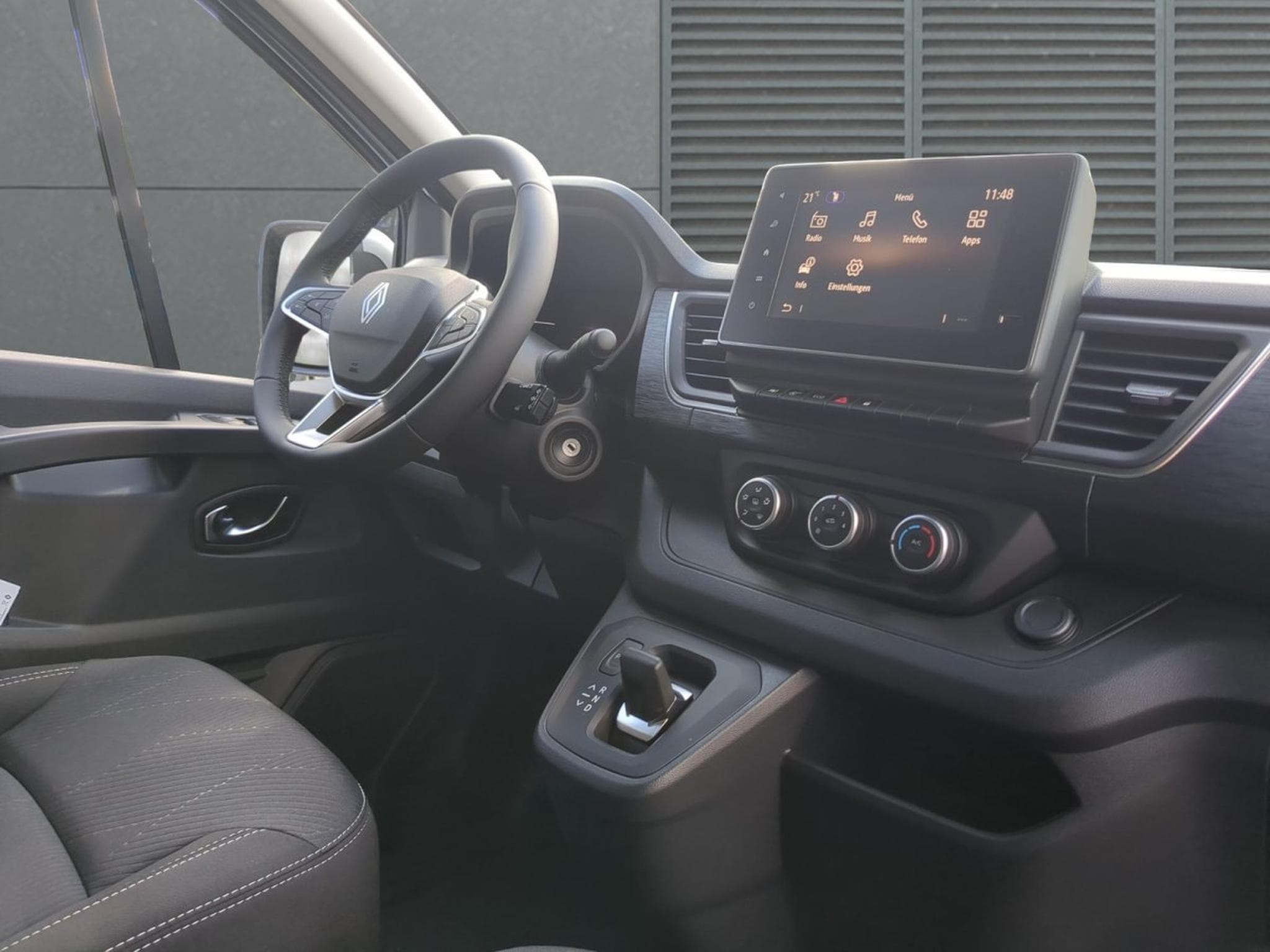 Renault Trafic Extra L2H1 (2025) - Photo 5