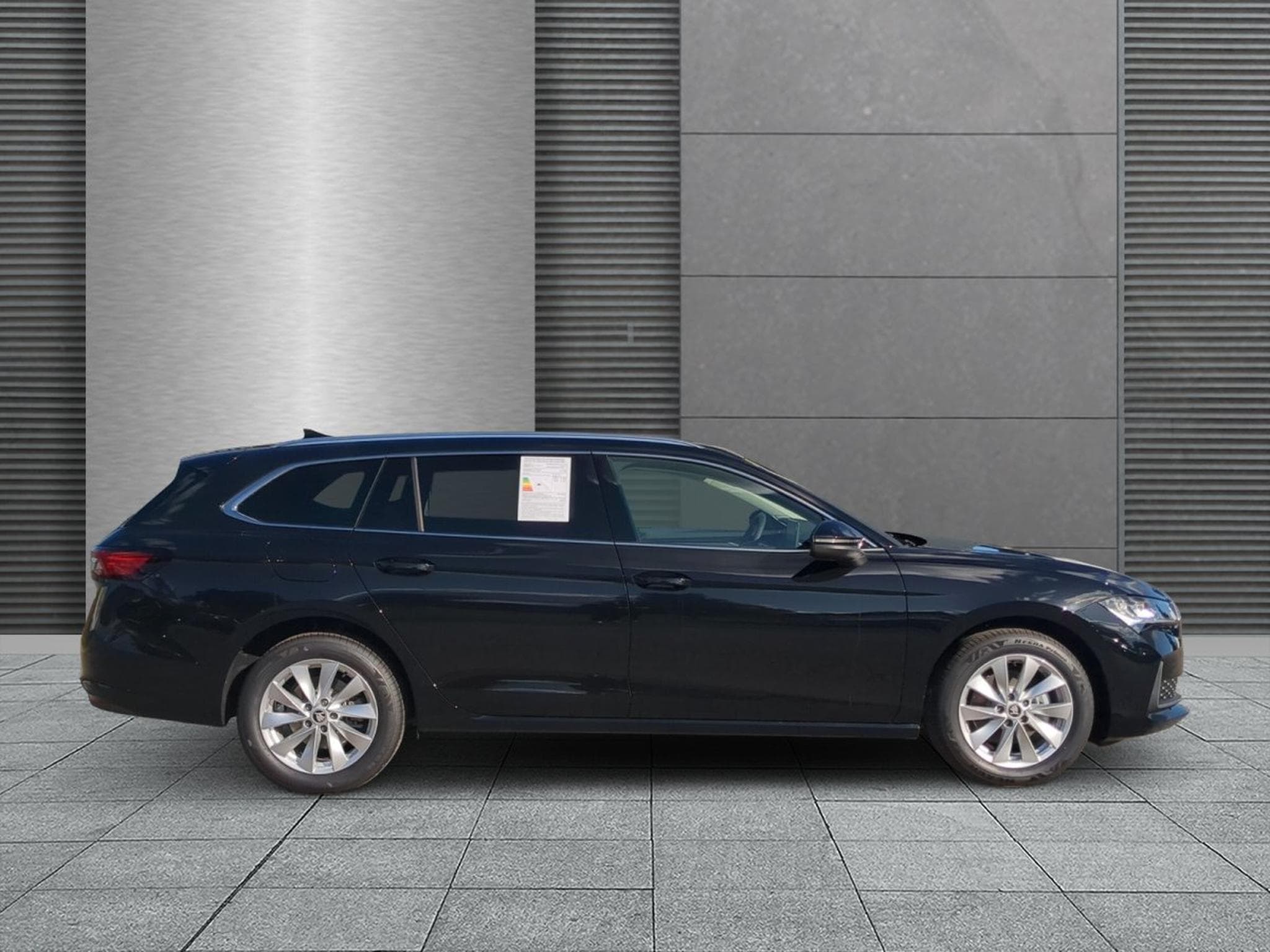 Skoda Superb Selection (2025) - Foto 2