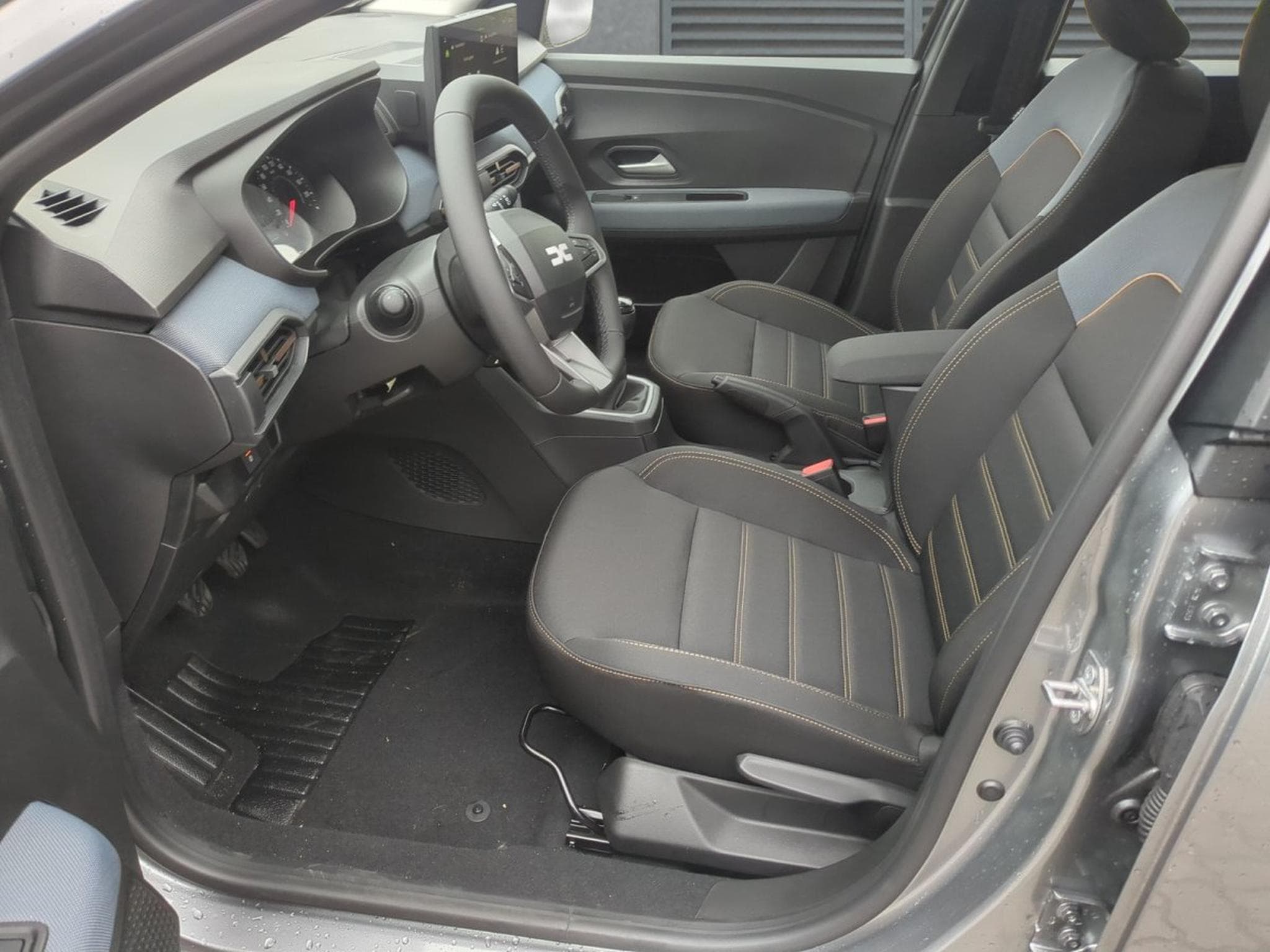 Dacia Sandero Expression (2026) - Foto 4