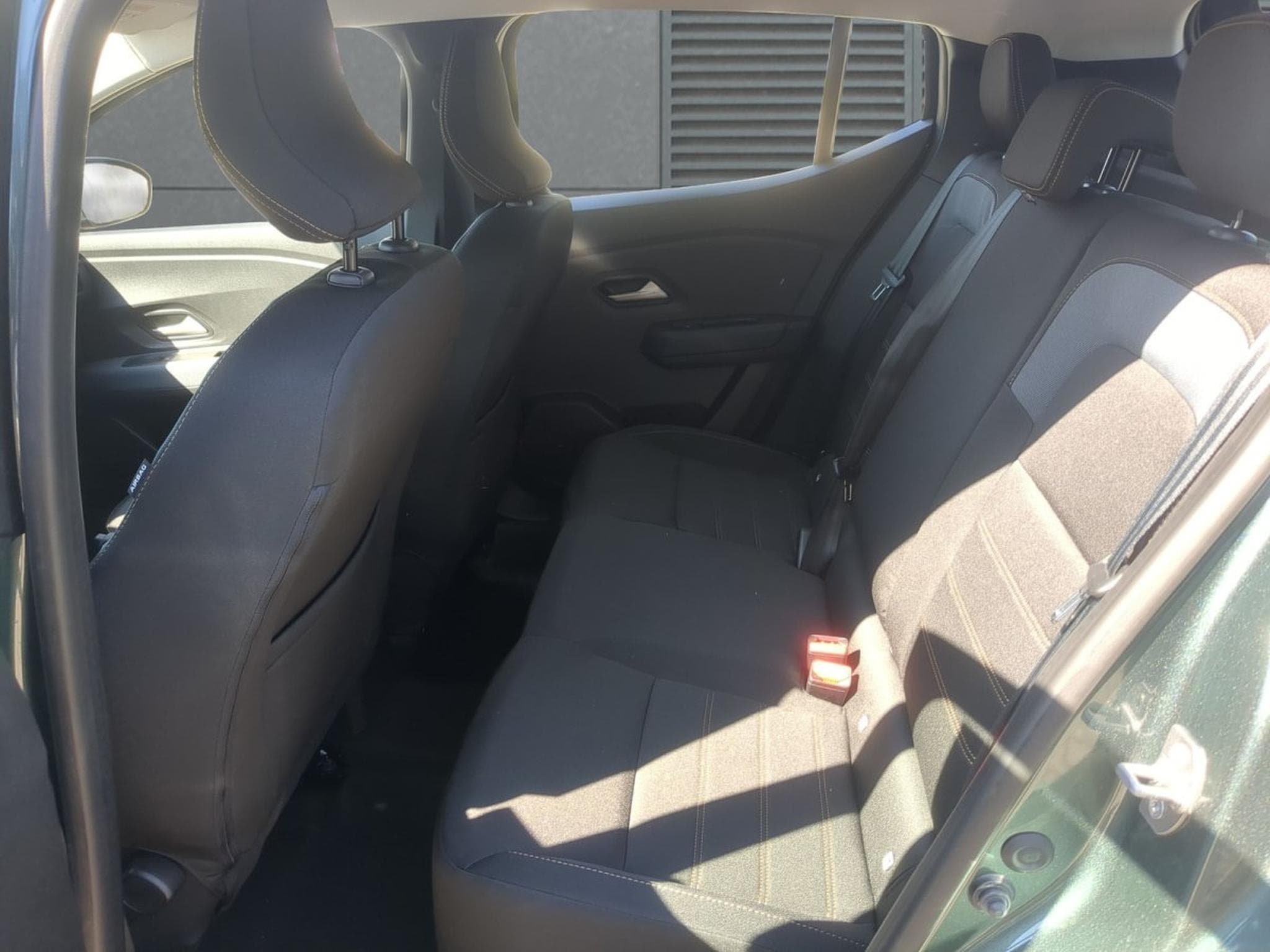 Dacia Sandero Expression SHZ (2026) - Foto 6