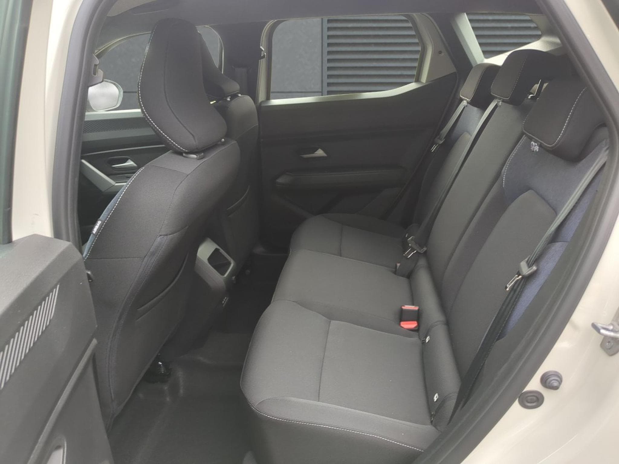Dacia Duster Expression (2026) - Foto 6