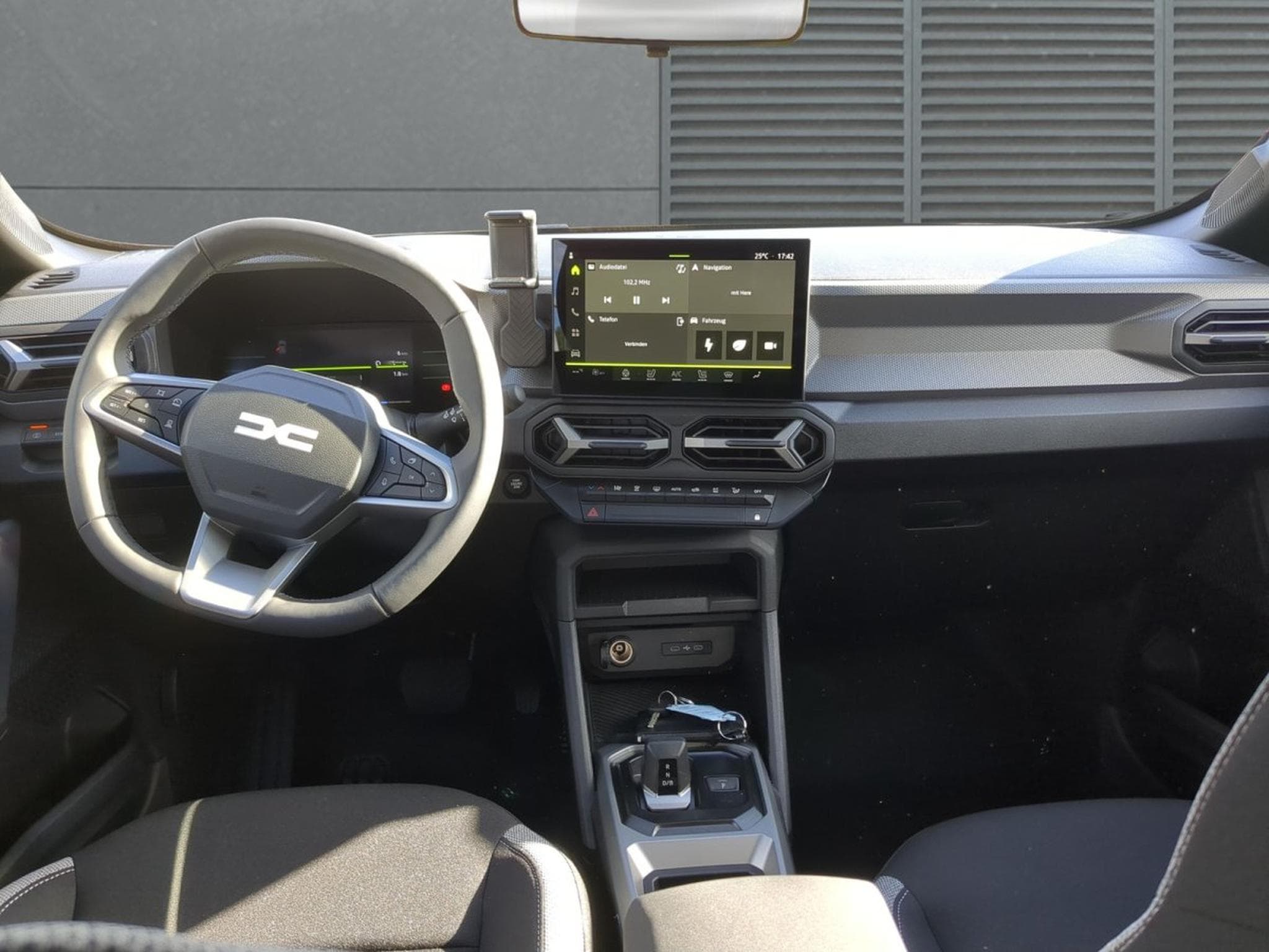 Dacia Duster Journey SHZ LKHZ Navi (2026) - Foto 5