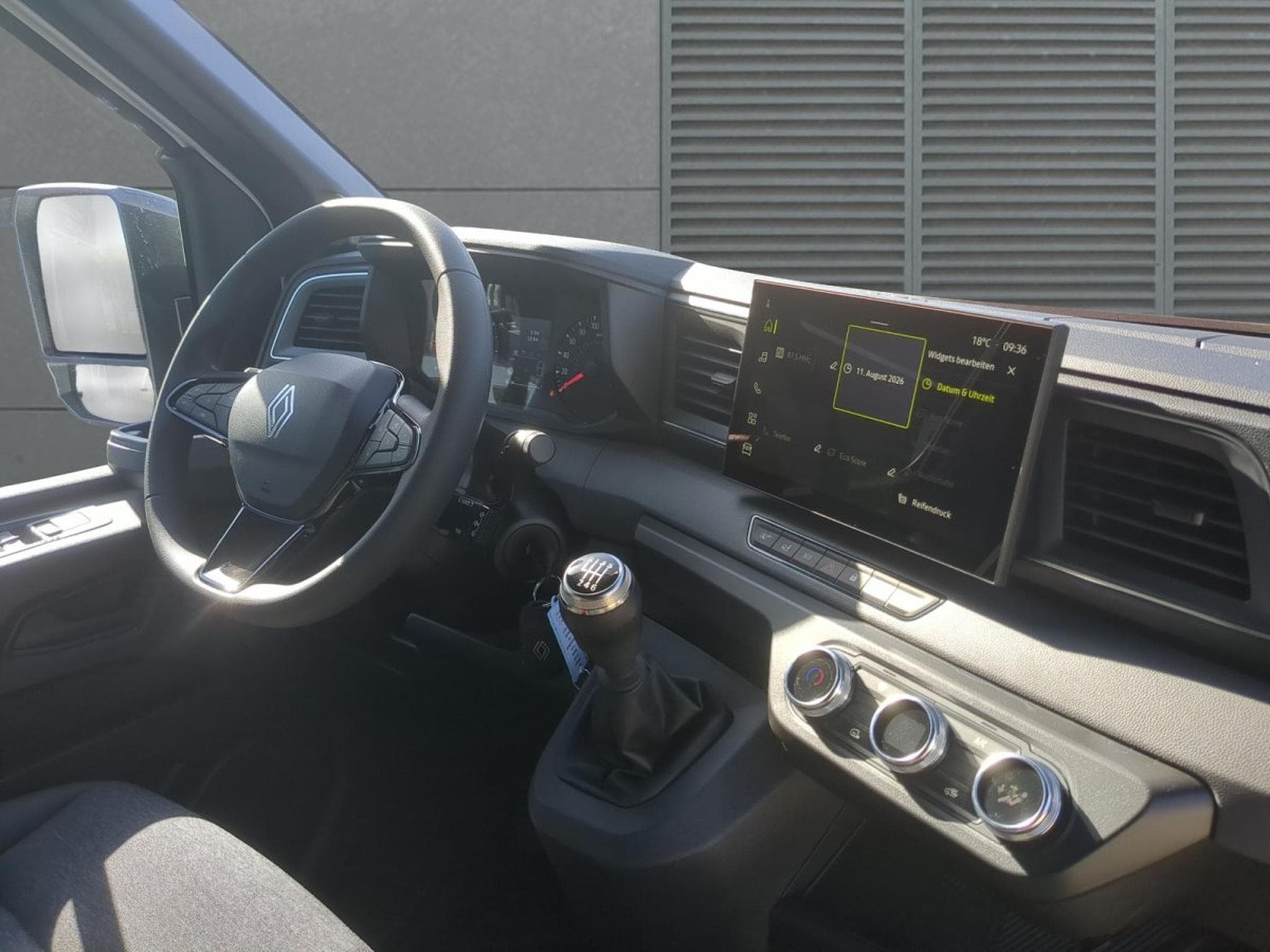 Renault Master L2H2 AHK SHZ (2026) - Foto 5