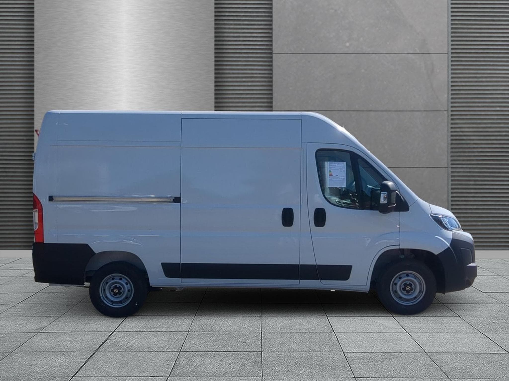 Opel Movano Techno L2H2 (2025) - Foto 2