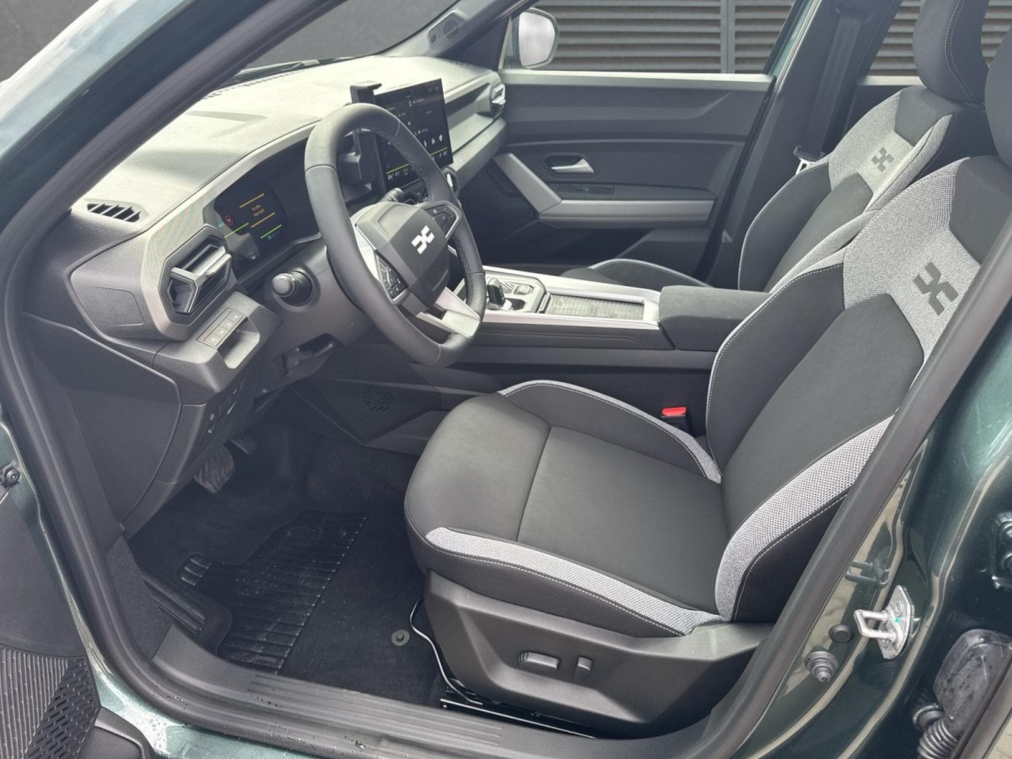 Dacia Bigster Journey (2025) - Photo 4