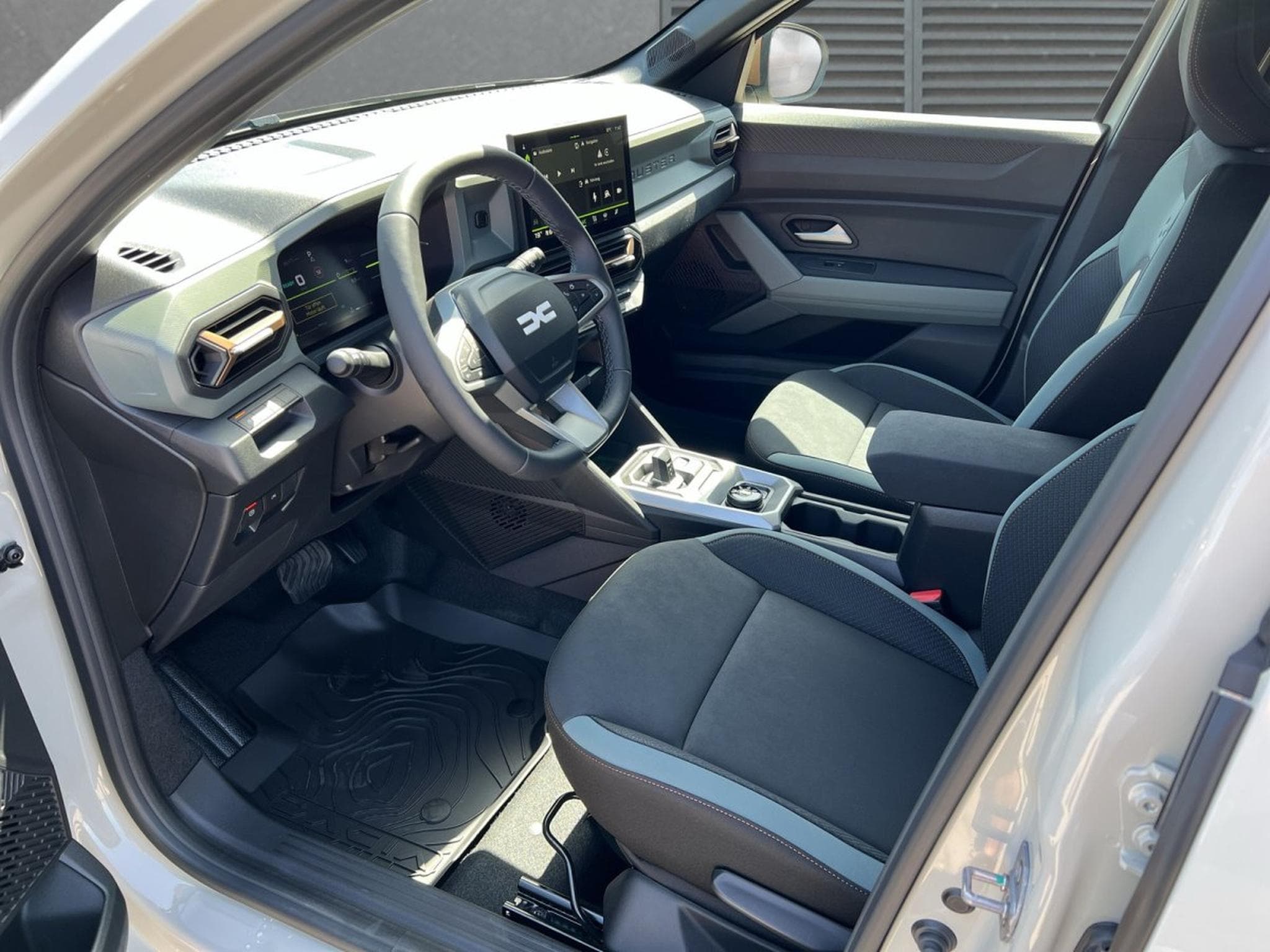 Dacia Duster Extreme Spirit of Sand (2026) - Photo 4