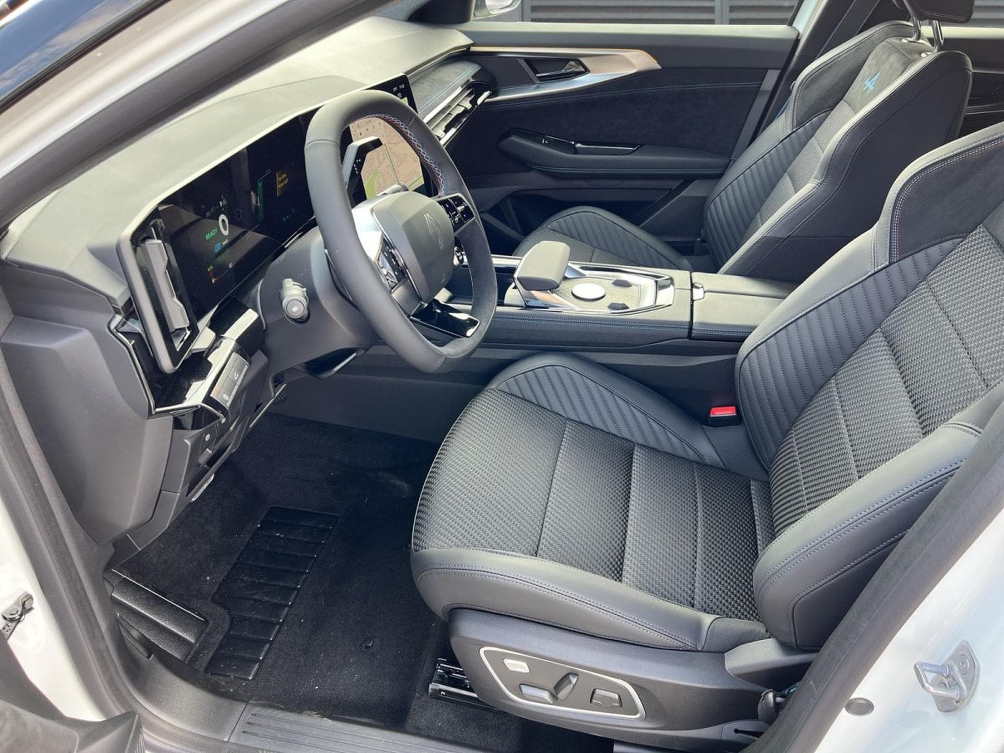 Renault Austral Esprit Alpine SHZ Pano-Dach (2026) - Photo 4