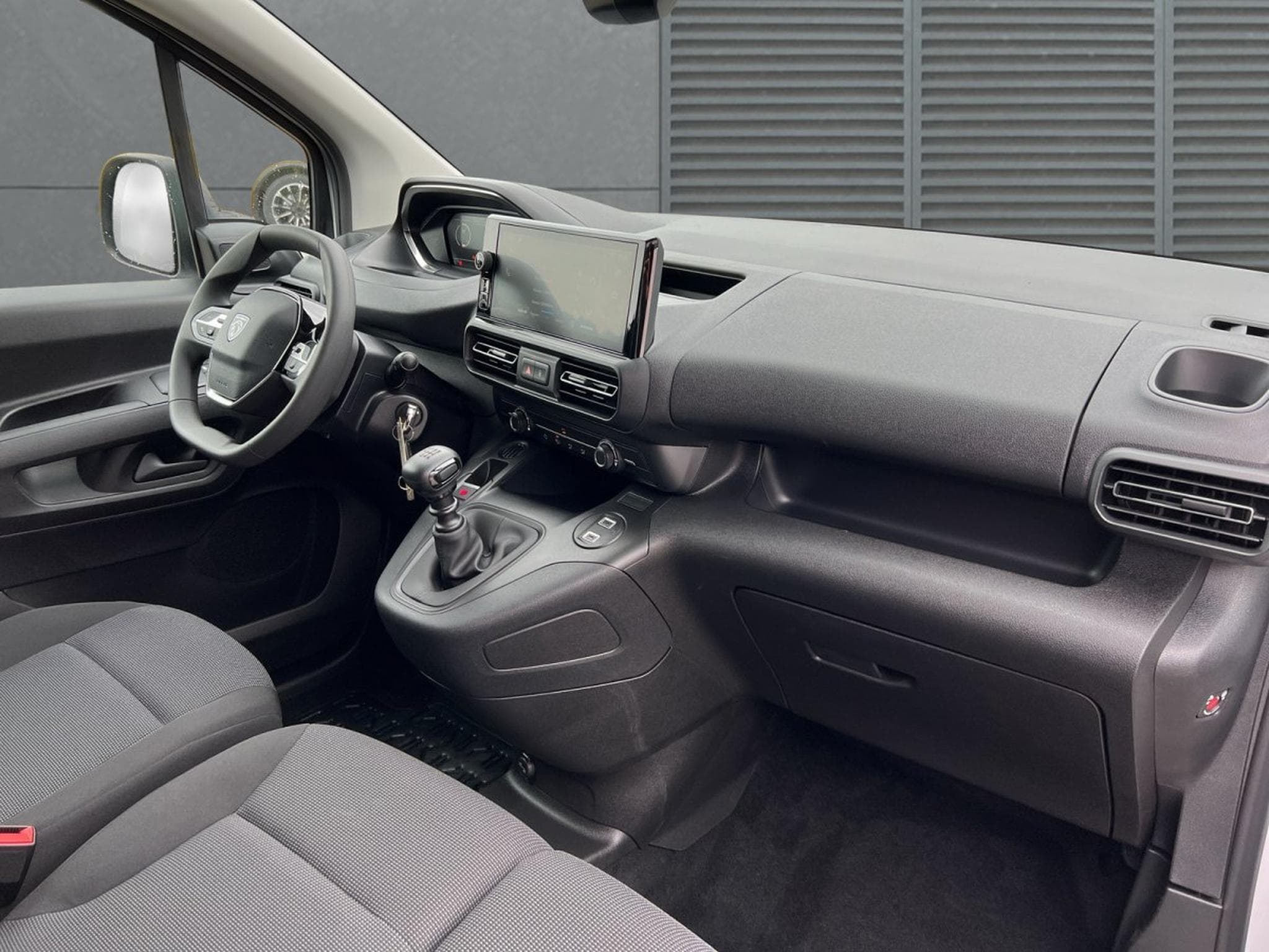 Peugeot Partner M 3-Sitzer (2026) - Foto 5