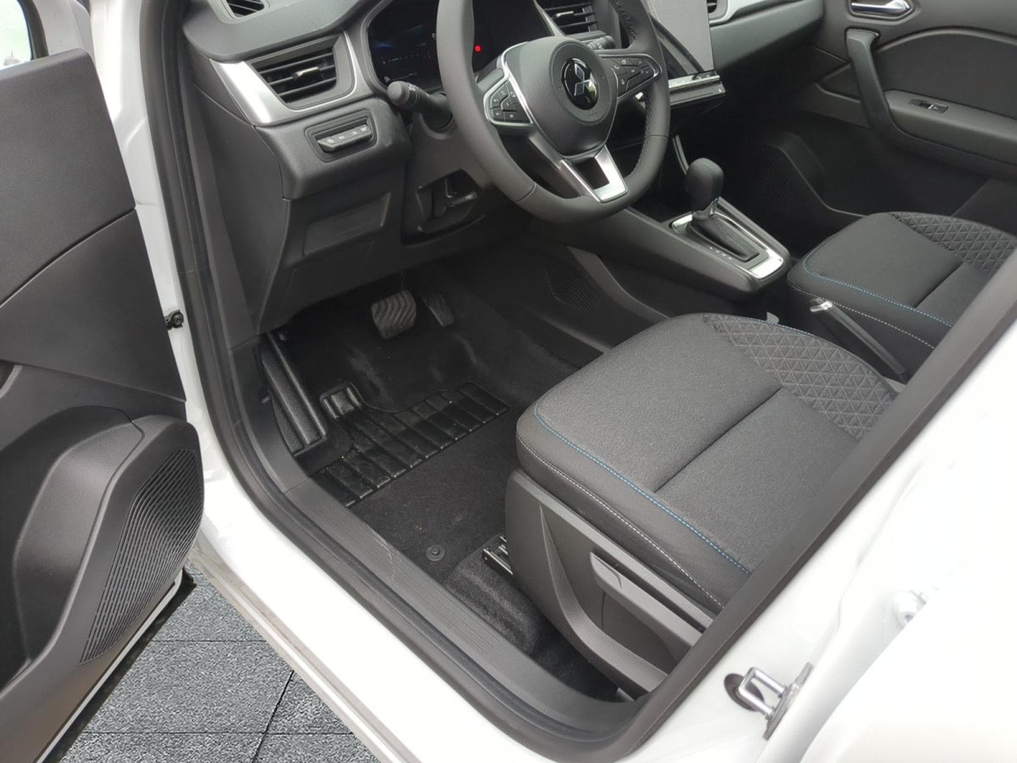 Mitsubishi ASX Plus (2026) - Foto 4