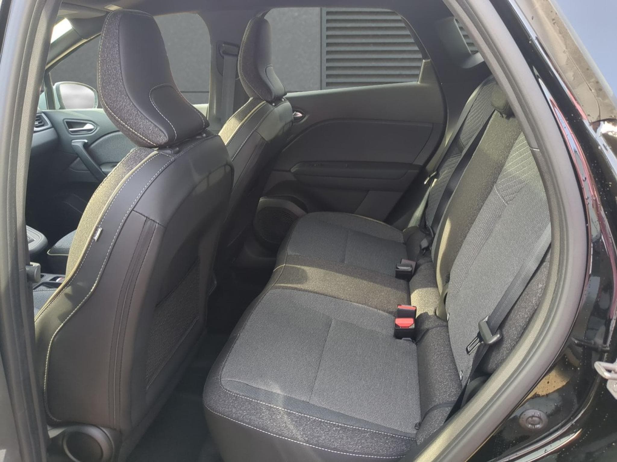 Renault Captur Techno (2026) - Foto 6