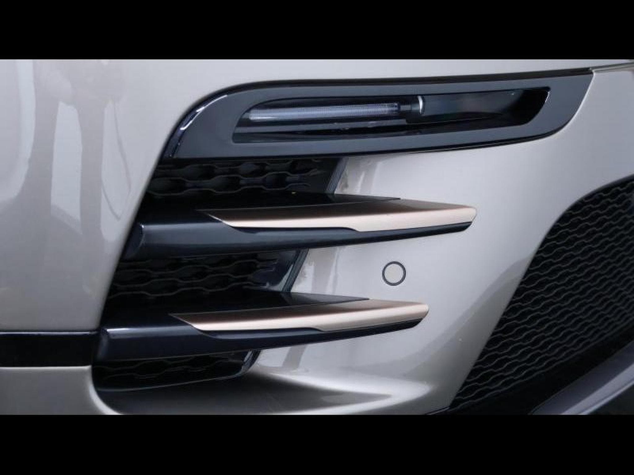 Land-Rover Range Rover Velar P300 R-Dynamic HSE Auto (2019) - Foto 14