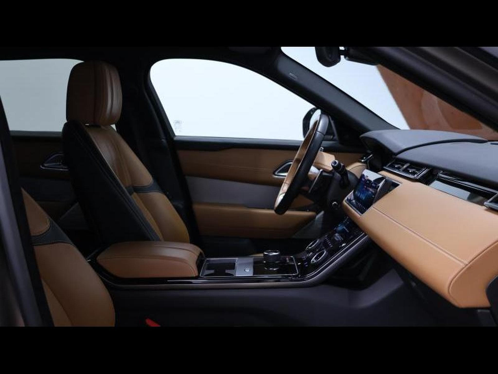 Land-Rover Range Rover Velar P300 R-Dynamic HSE Auto (2019) - Foto 17