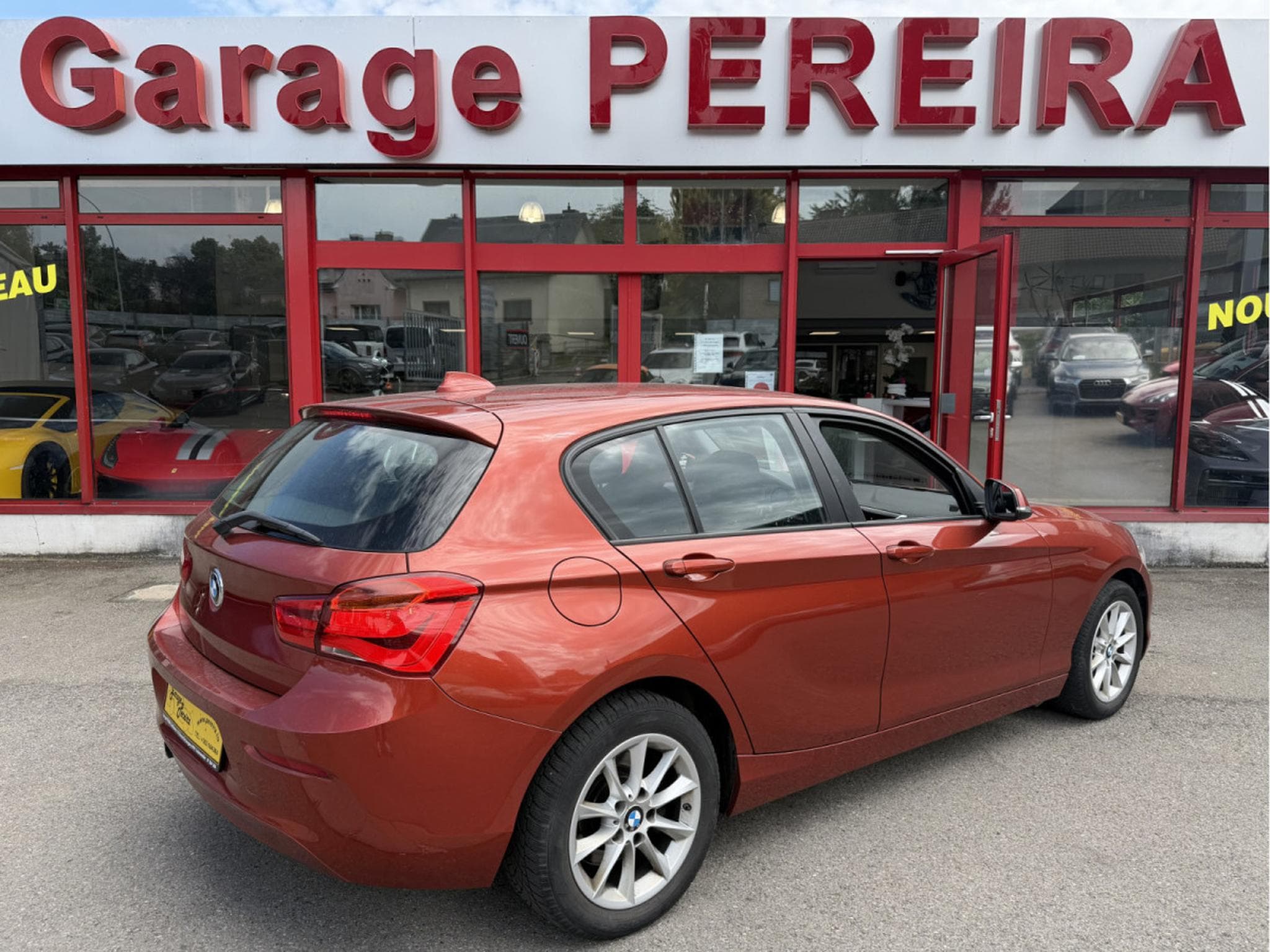 BMW 120 i FACELIFT AUTO LED NAVI (2018) - Foto 3