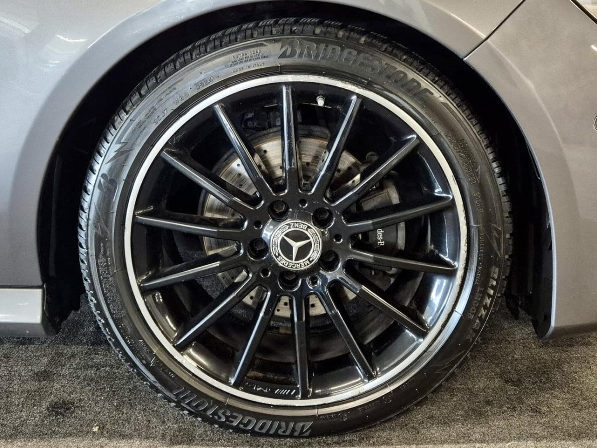 Mercedes CLA 200 Shooting Brake AMG LINE HARMAN KARDON CUIR NAVI (2019) - Foto 13