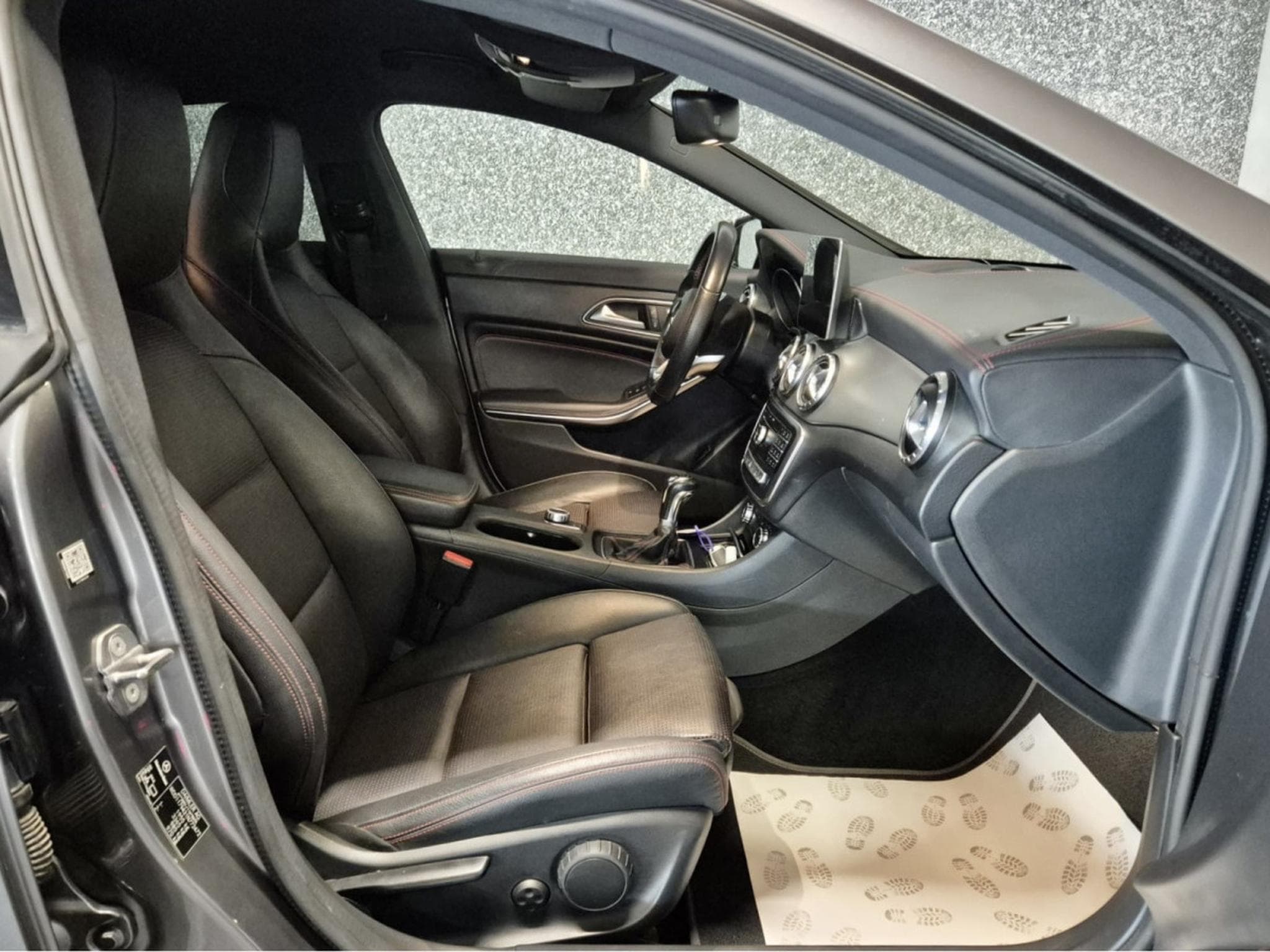 Mercedes CLA 200 Shooting Brake AMG LINE HARMAN KARDON CUIR NAVI (2019) - Foto 4
