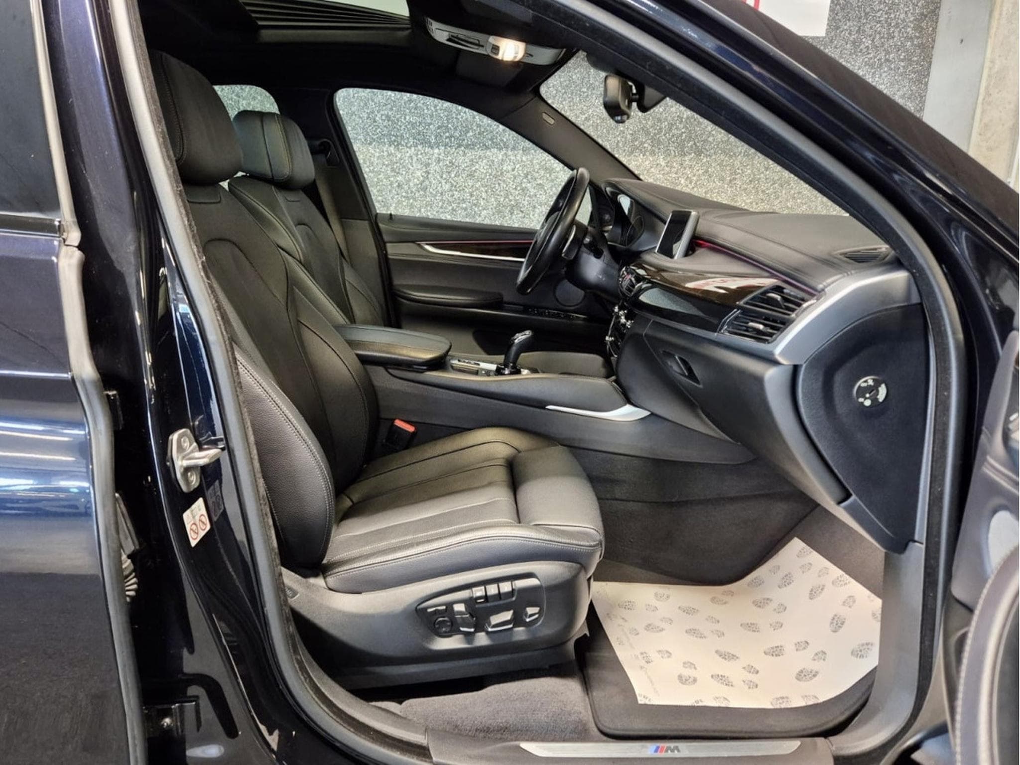 BMW X6M 50 i FACELIFT XDRIVE M SPORT PAKET PANO CUIR NAVI (2018) - Photo 4