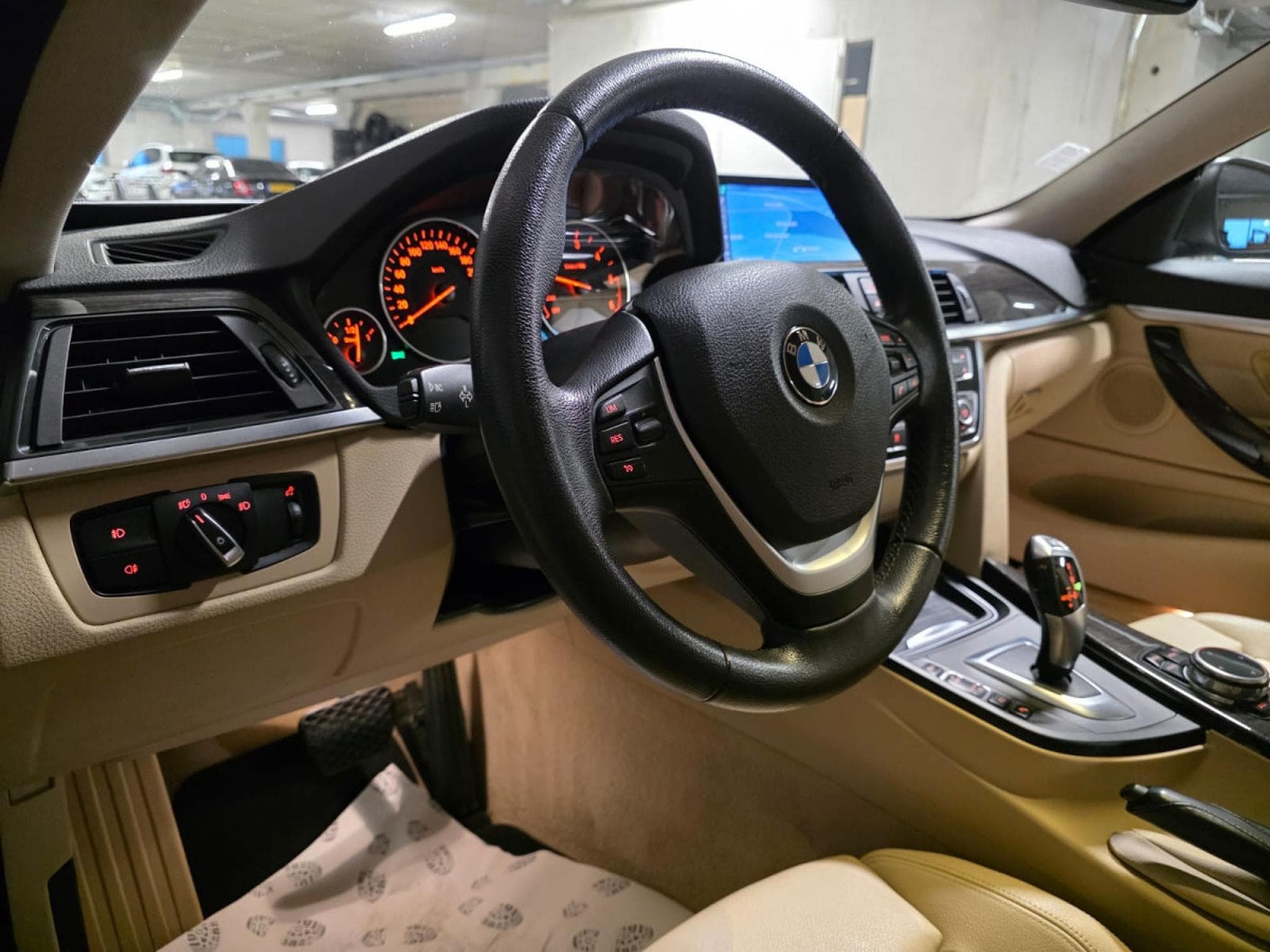 BMW 420 D LUXURY LINE HEAD UP AUTO CUIR NAVI (2014) - Photo 9