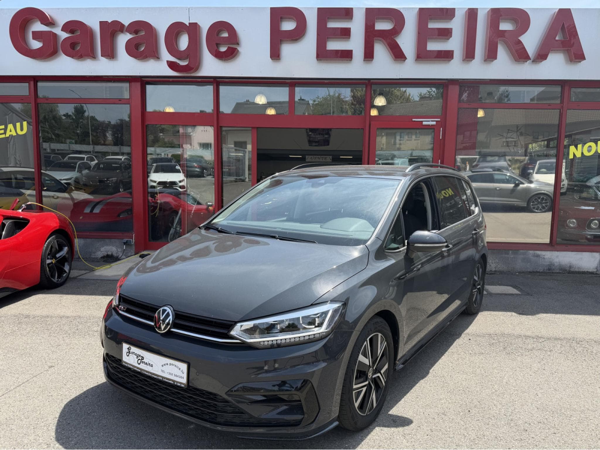 VW Touran NEW MODEL 2.0 TDI 150 DSG R-LINE 7 SITZE IQ LIGHT NAVI (2023) - Photo 2
