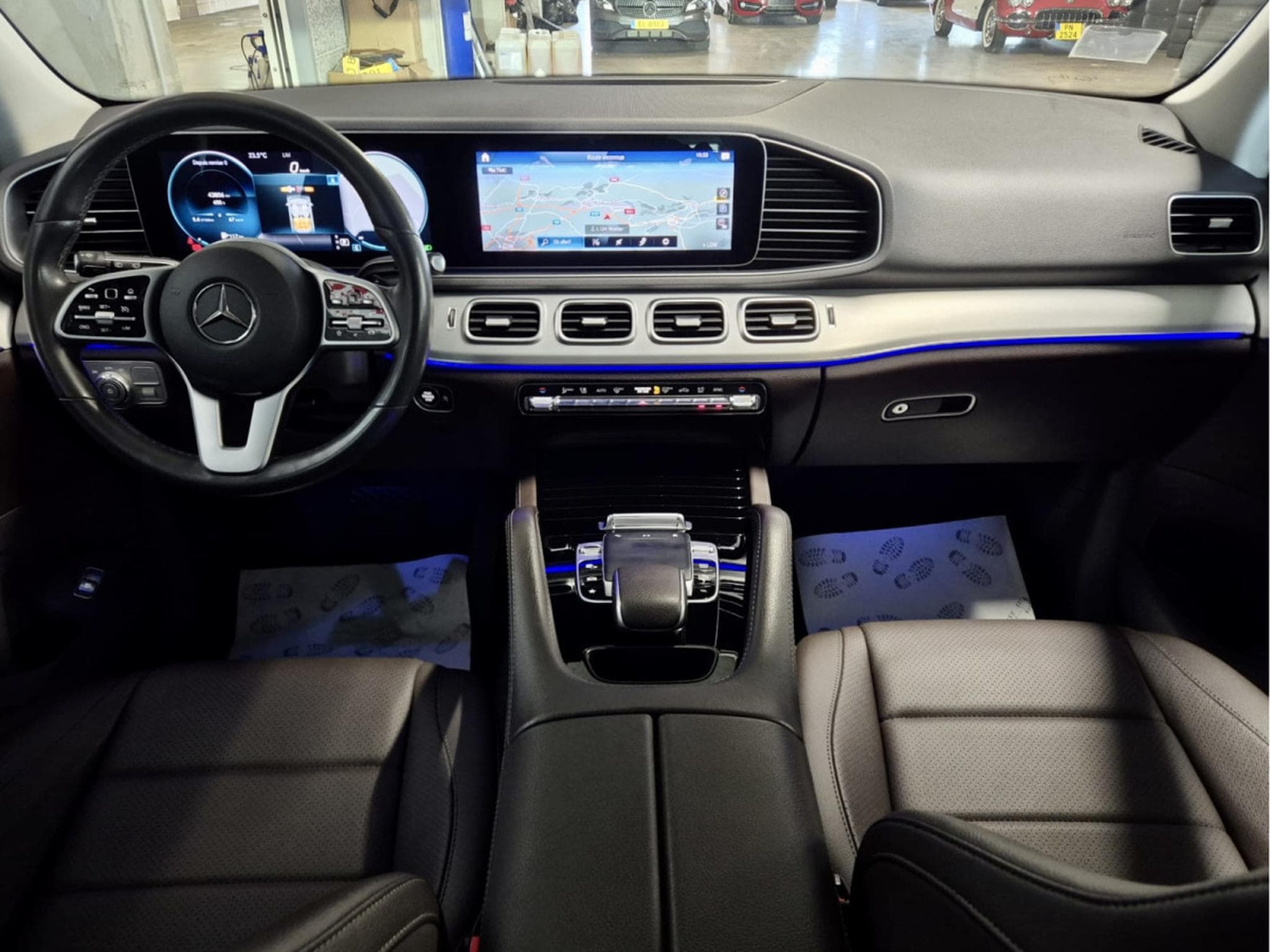 Mercedes GLE 300 D 4 MATIC AMG LINE NEW MODEL CUIR NAVI (2019) - Photo 6