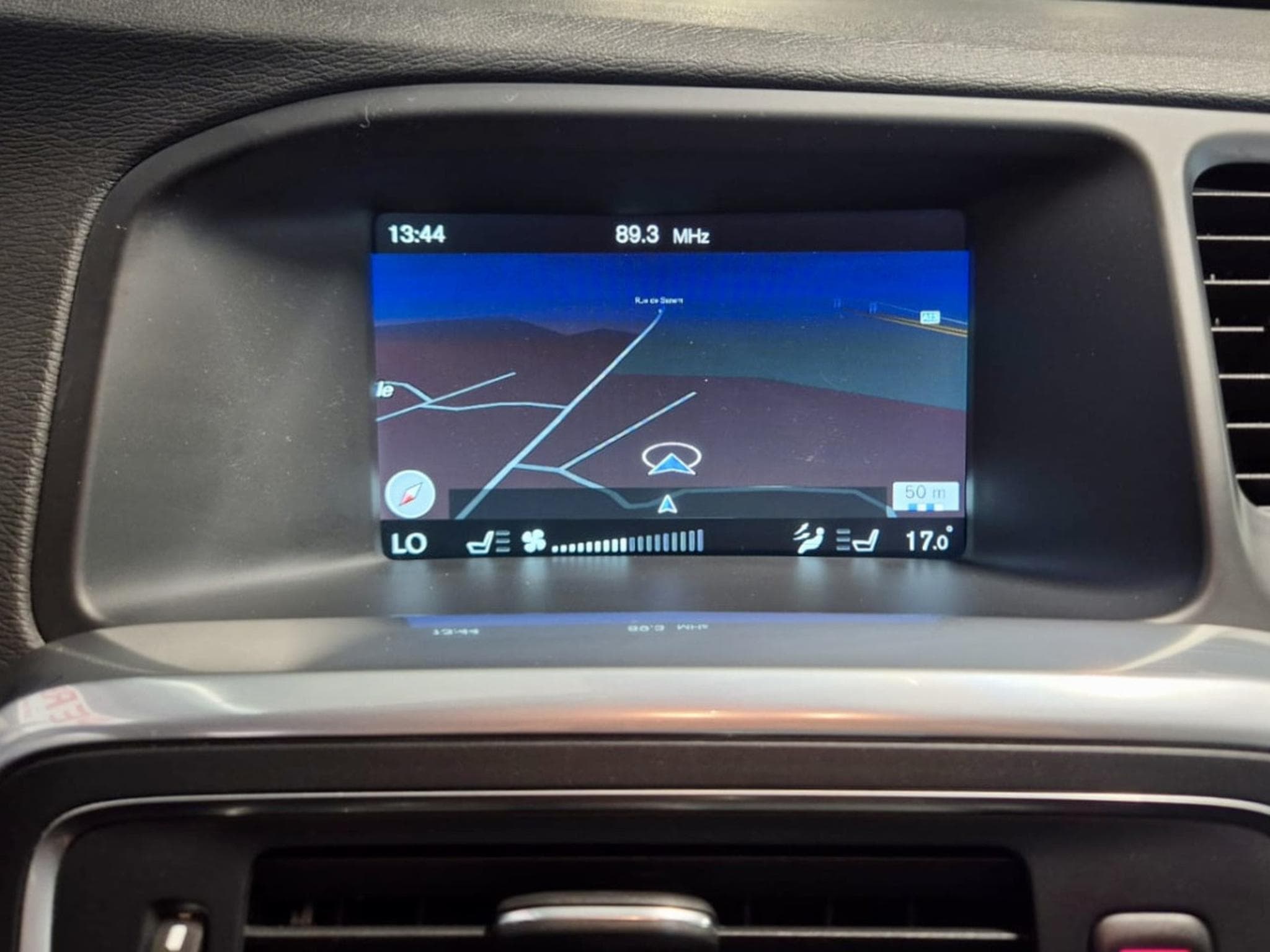 Volvo V60 D3 GEARTRONIC CUIR NAVI (2016) - Photo 8
