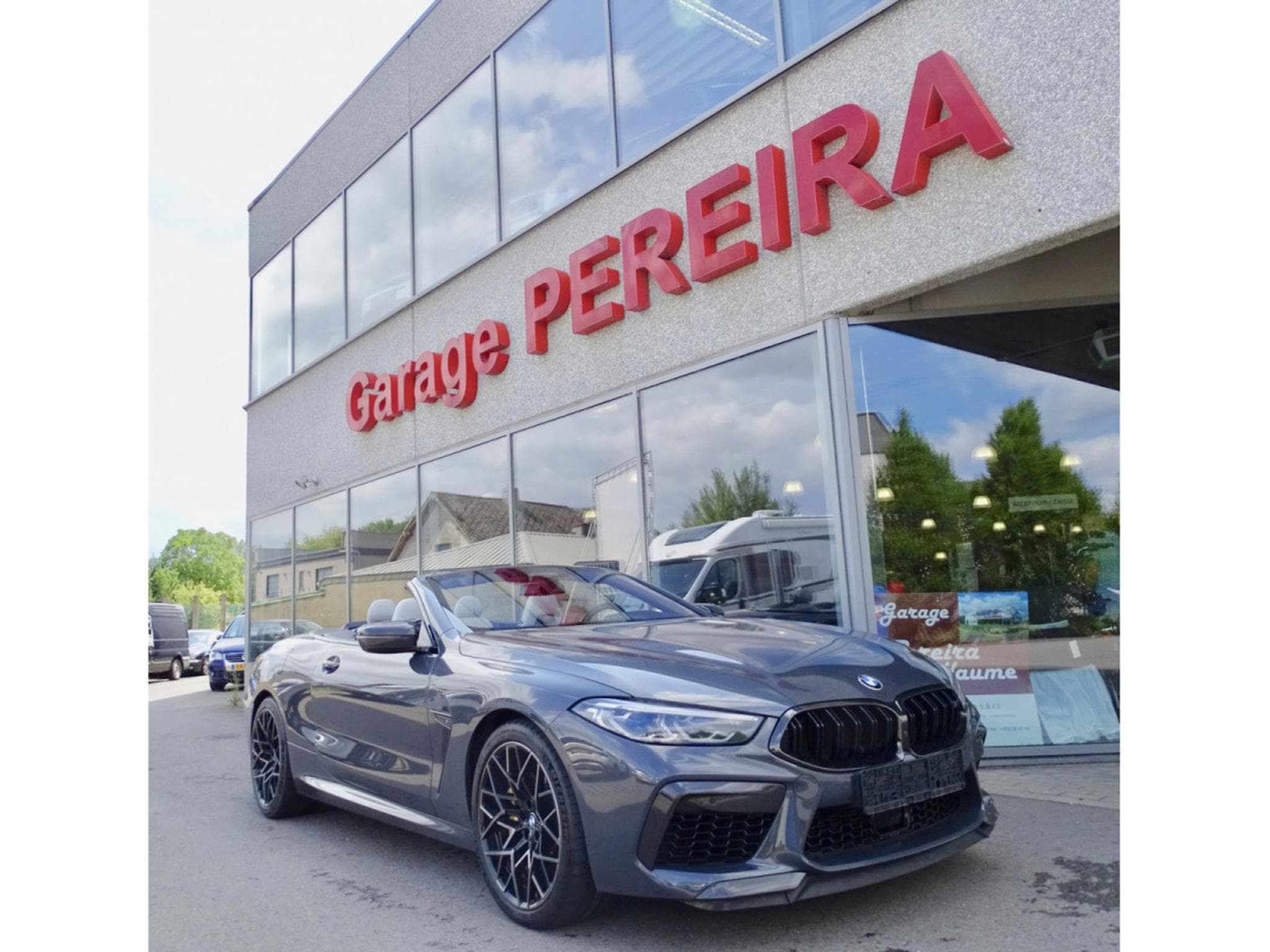 BMW M8 COMPETITION CABRIO  KERAMIK BREMSEN Europa (2021) - Photo 1