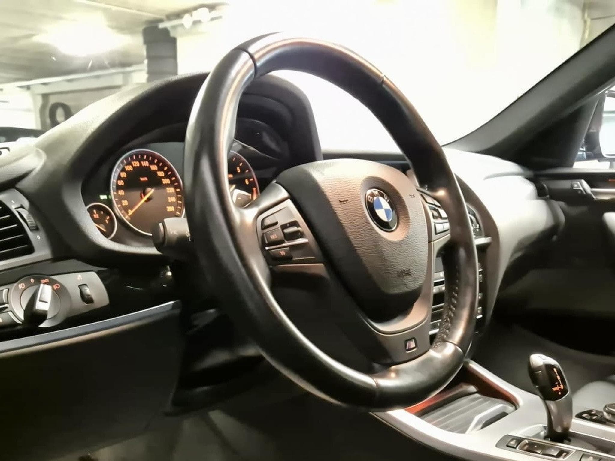 BMW X4 20i XDRIVE M SPORT PAKET CUIR NAVI 1 HAND (2016) - Photo 10