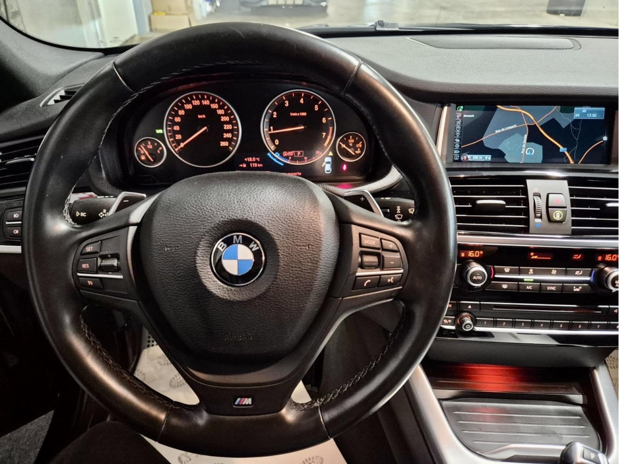 BMW X4 20i XDRIVE M SPORT PAKET CUIR NAVI 1 HAND (2016) - Photo 7