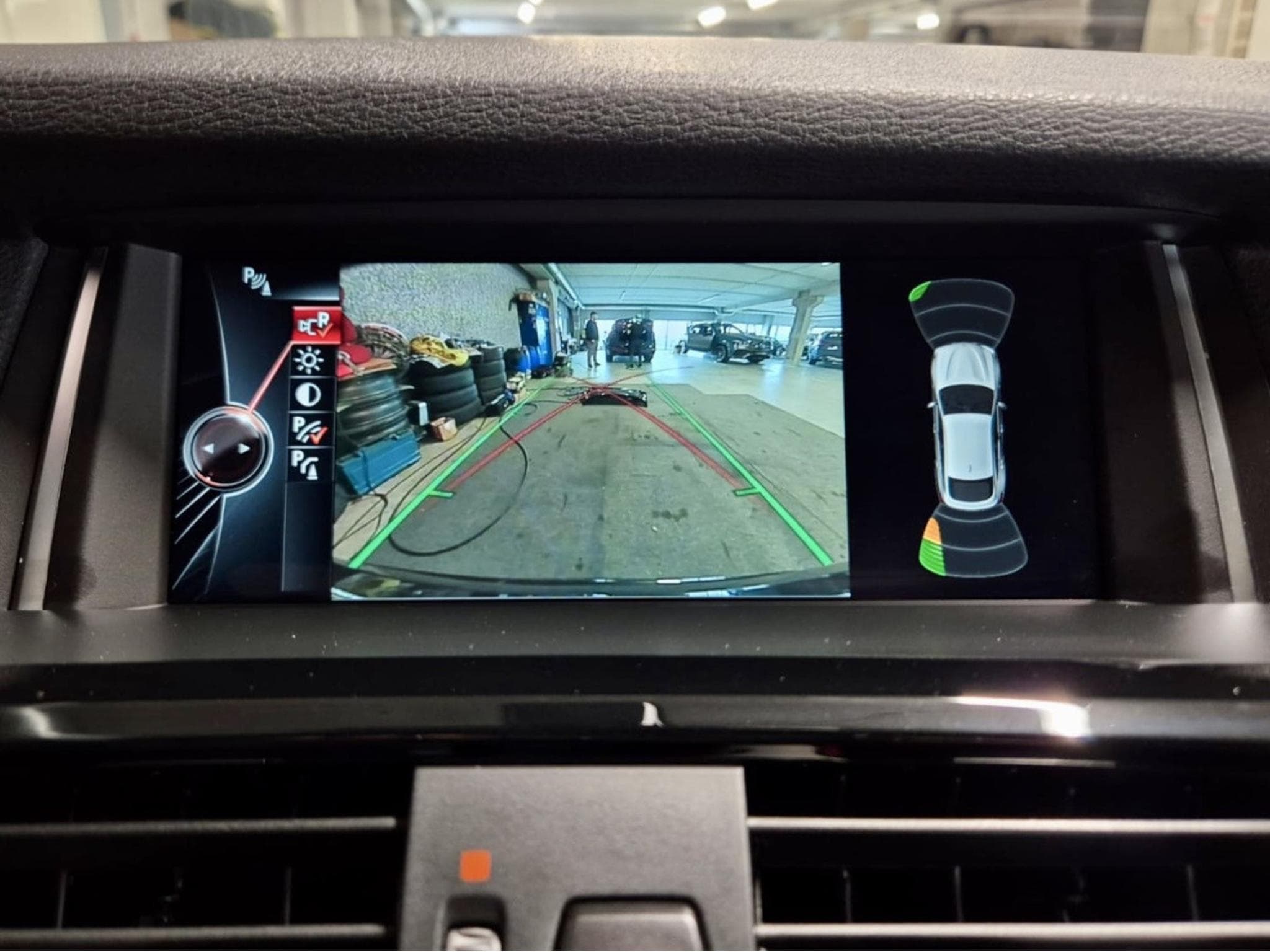 BMW X4 20i XDRIVE M SPORT PAKET CUIR NAVI 1 HAND (2016) - Photo 9