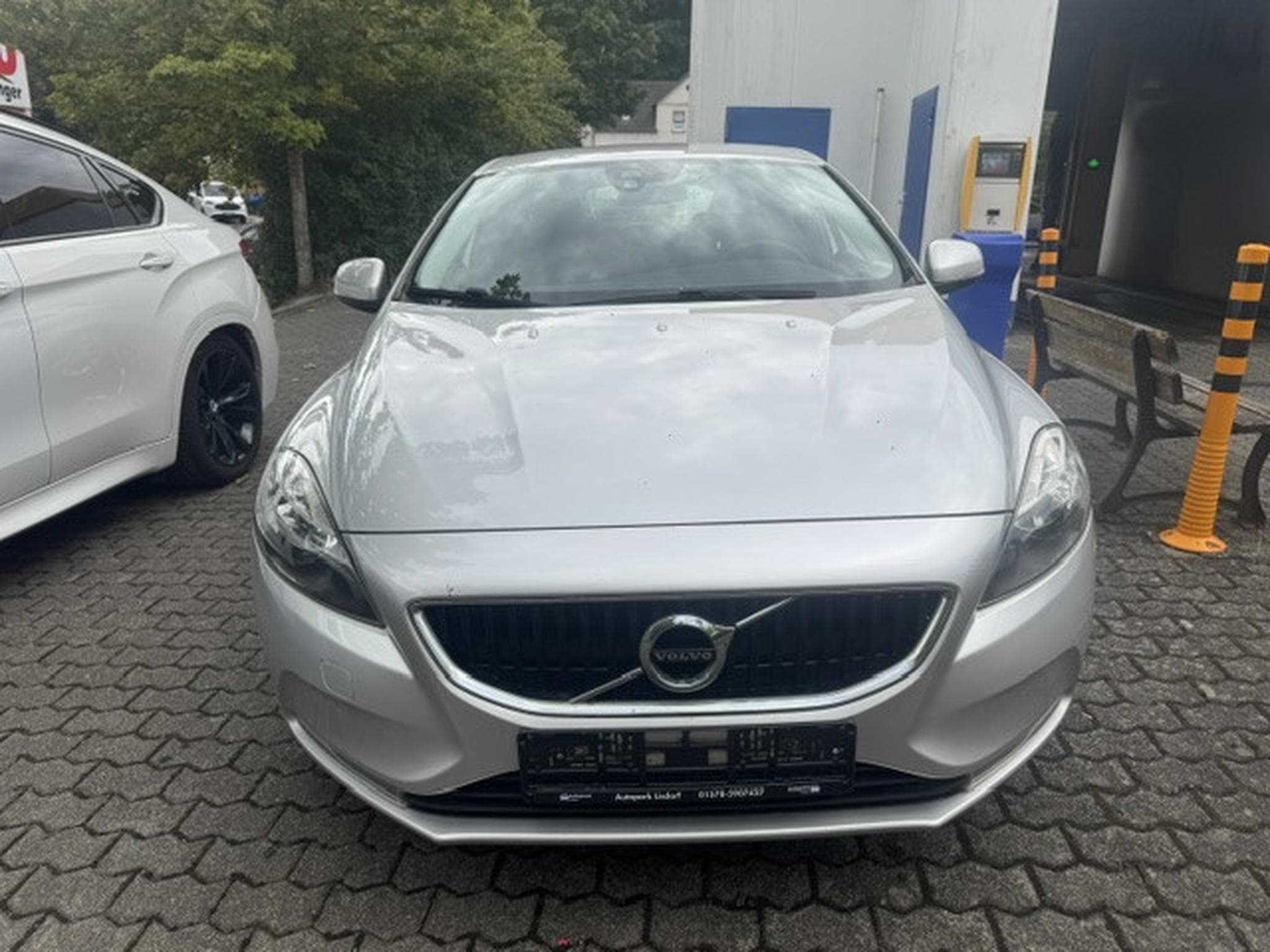 Volvo V40 VOLVO V40 OCEAN RACE 2.0 D LEDER LED NAVI AHK (2016) - Photo 3