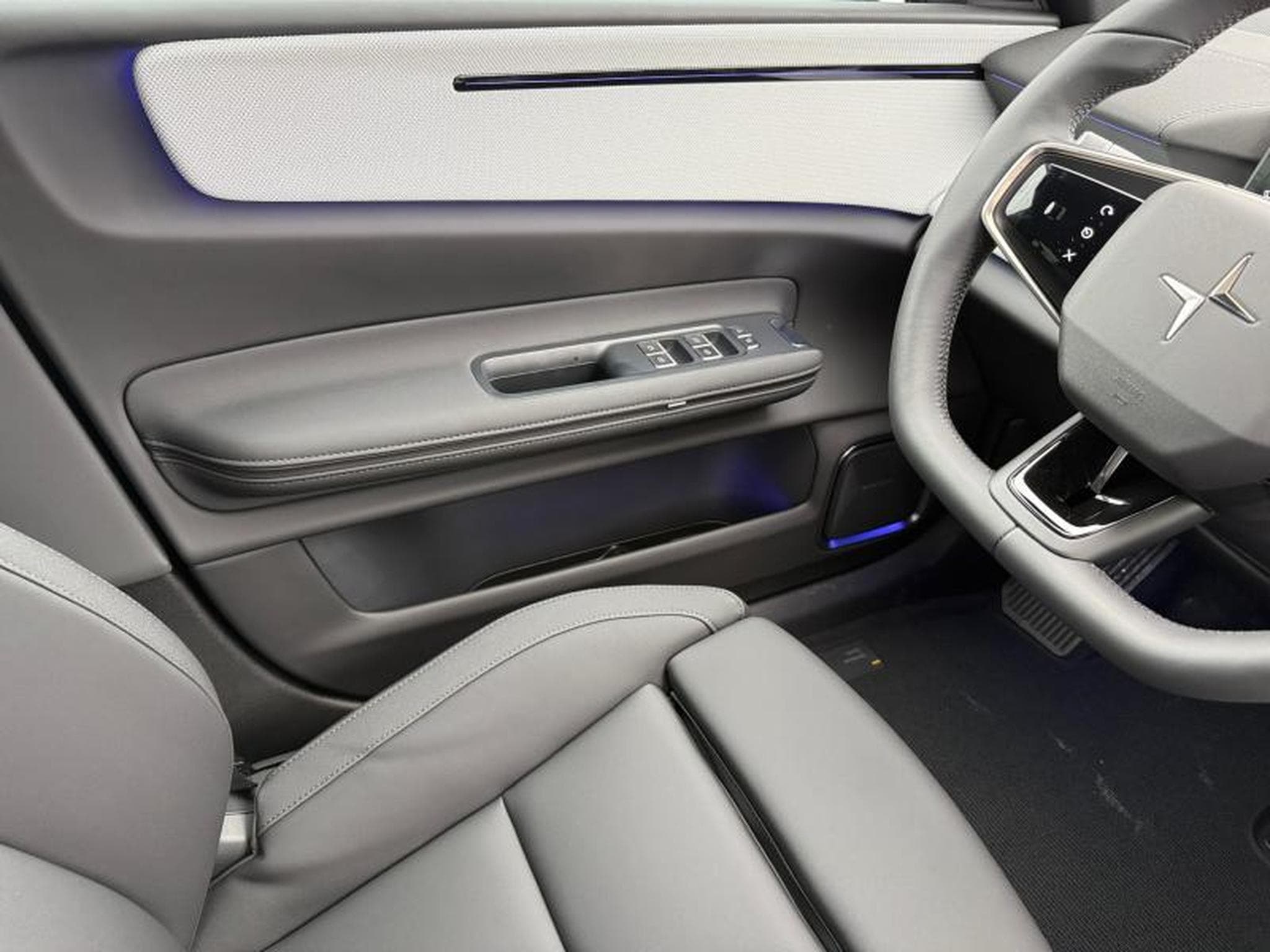 Polestar 4 Long Range Single Motor (2025) - Foto 18