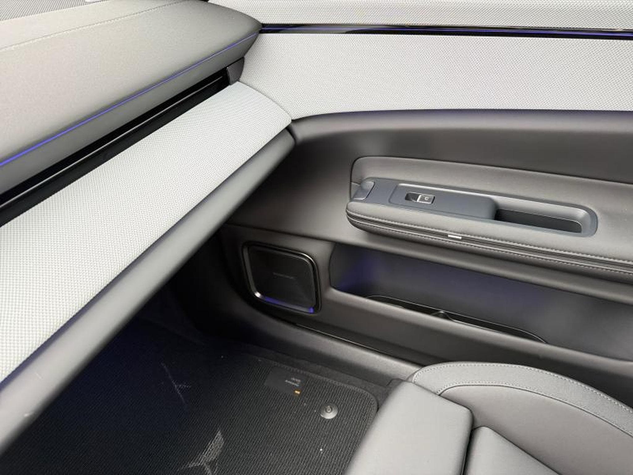 Polestar 4 Long Range Single Motor (2025) - Foto 19