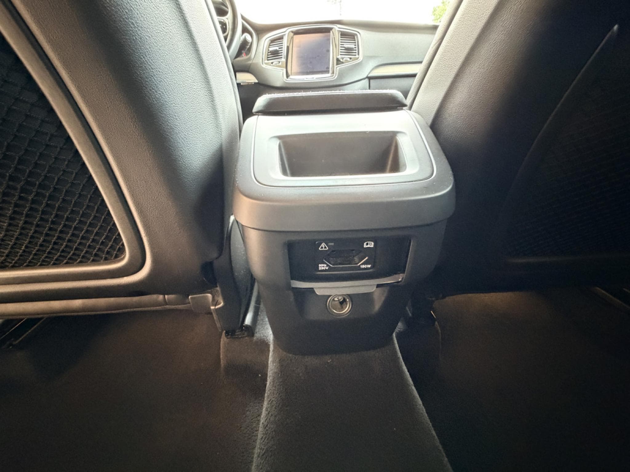 Volvo XC90 inscription luxe D5 224CV D5 AWD 7 PLACES (2015) - Photo 13