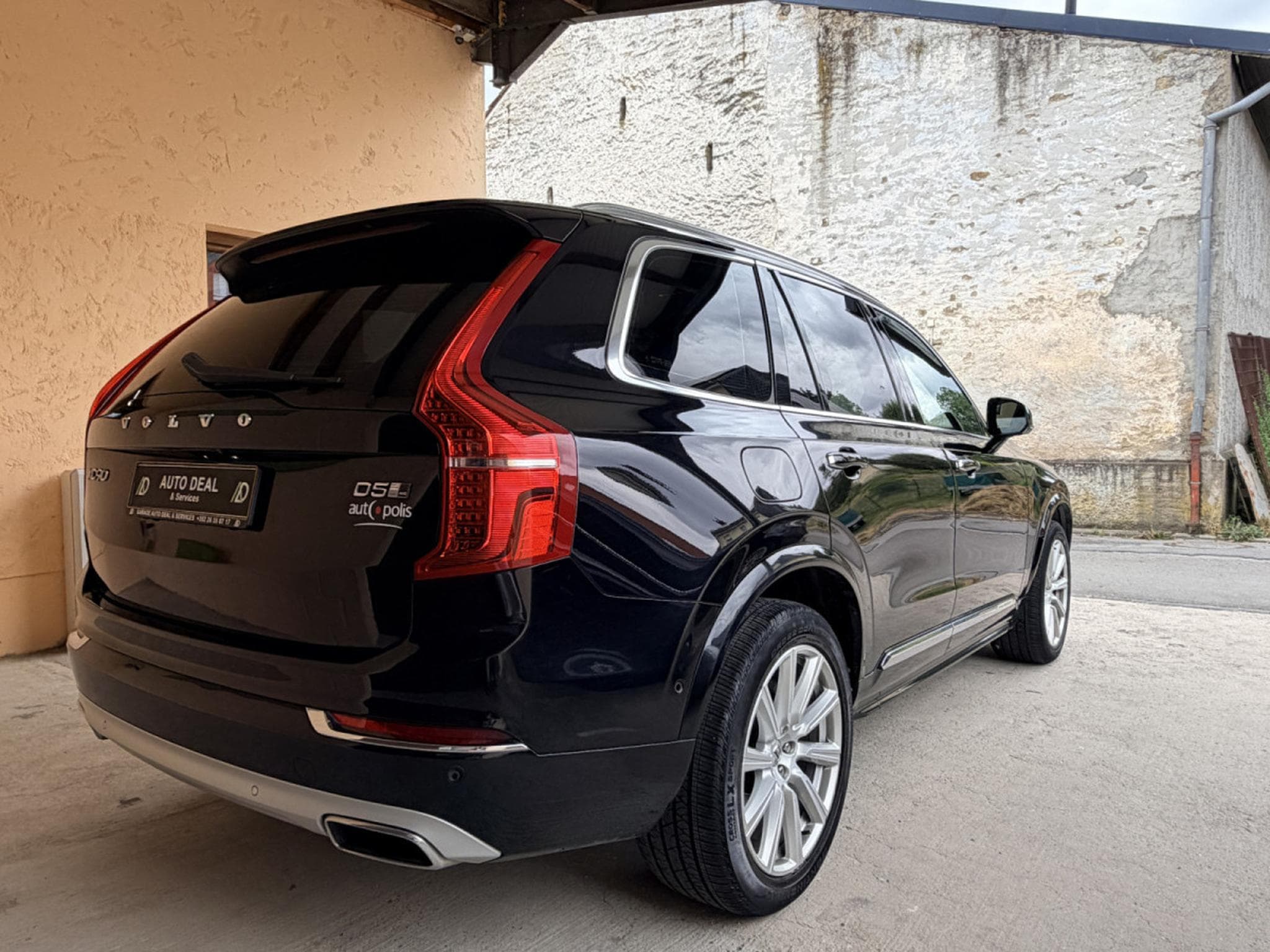 Volvo XC90 inscription luxe D5 224CV D5 AWD 7 PLACES (2015) - Photo 5