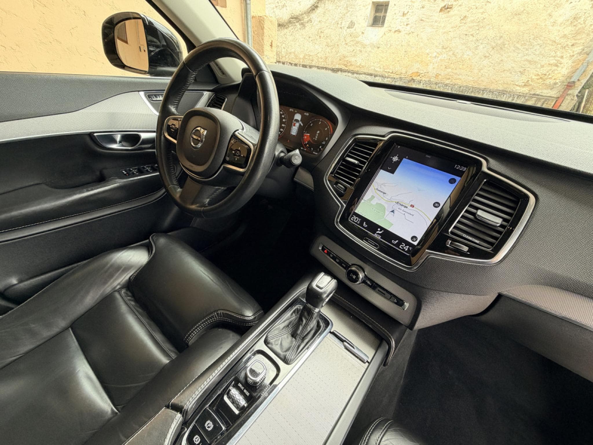 Volvo XC90 inscription luxe D5 224CV D5 AWD 7 PLACES (2015) - Photo 7