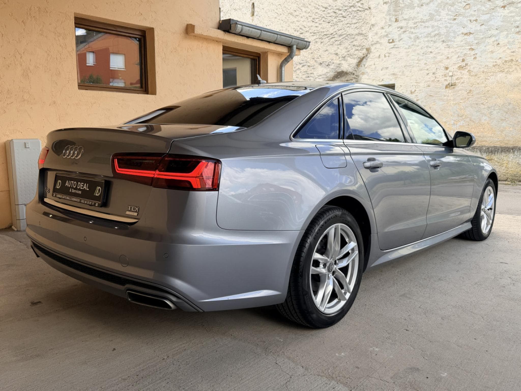 Audi A6 2.0 TDI S-line ext. Automatique  190CV (2019) - Foto 5