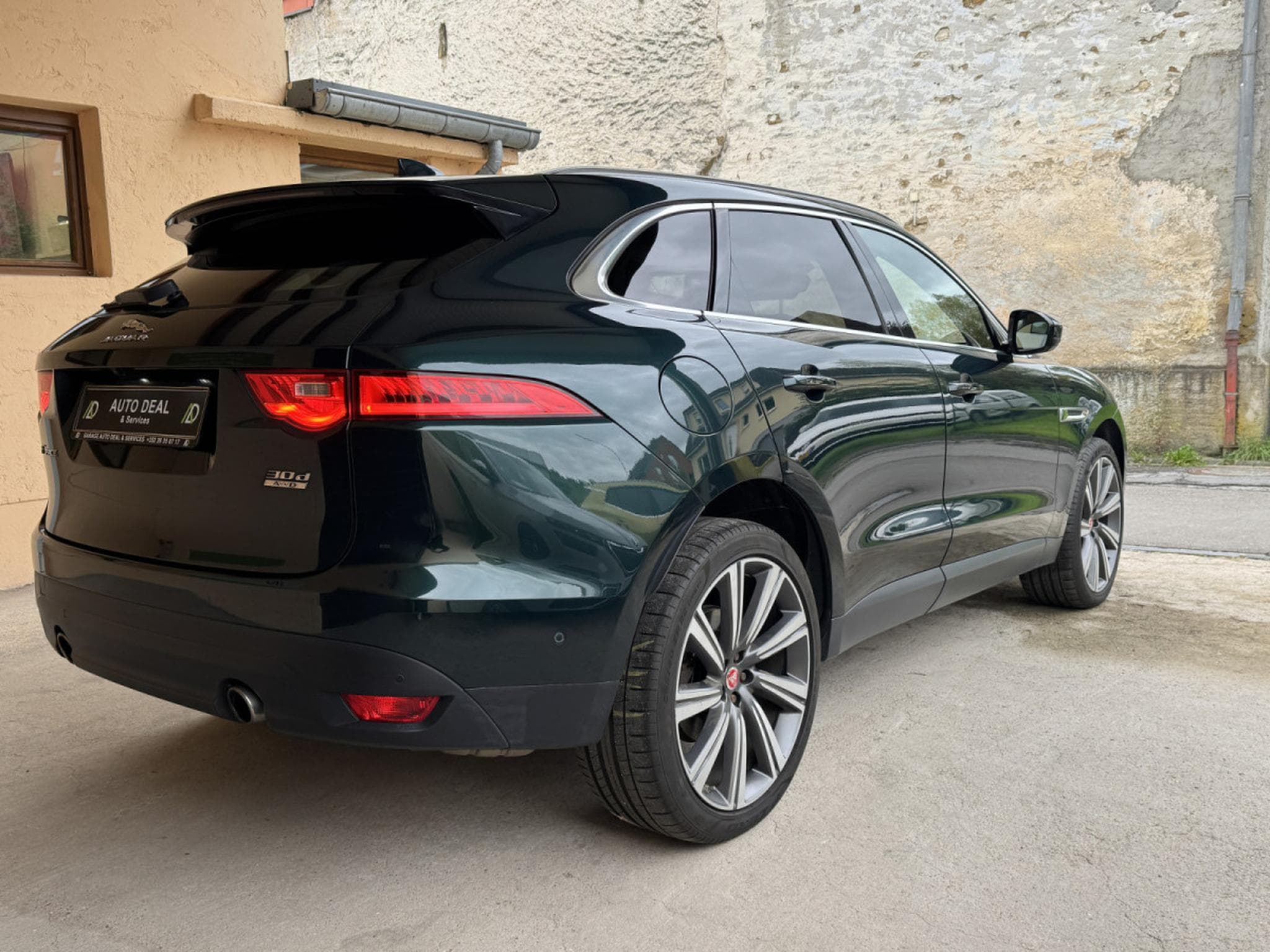 Jaguar F-Pace Jaguar F-PACE Portfolio 30d AWD - 221kW (2016) - Foto 5