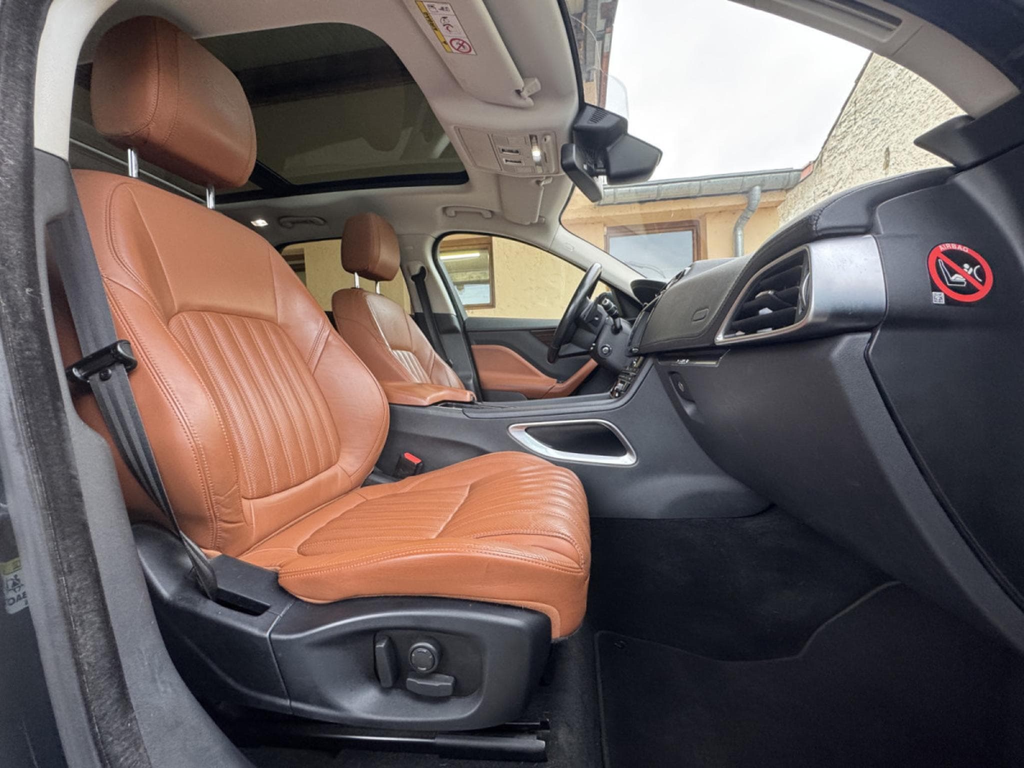 Jaguar F-Pace Jaguar F-PACE Portfolio 30d AWD - 221kW (2016) - Foto 9