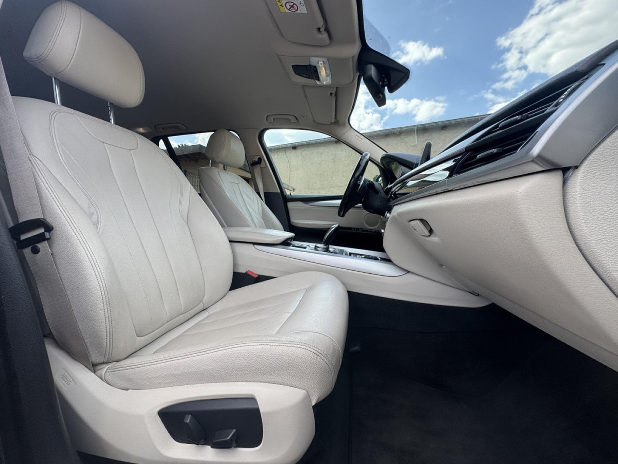 BMW X5 3.0 d xDrive 258cv (2016) - Foto 11