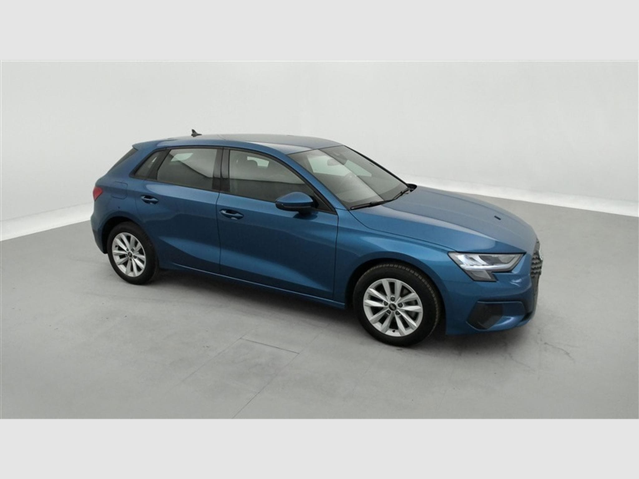 Audi A3 Sportback 30 TFSI S-tronic Cuir / Navi / Led (2022) - Photo 22