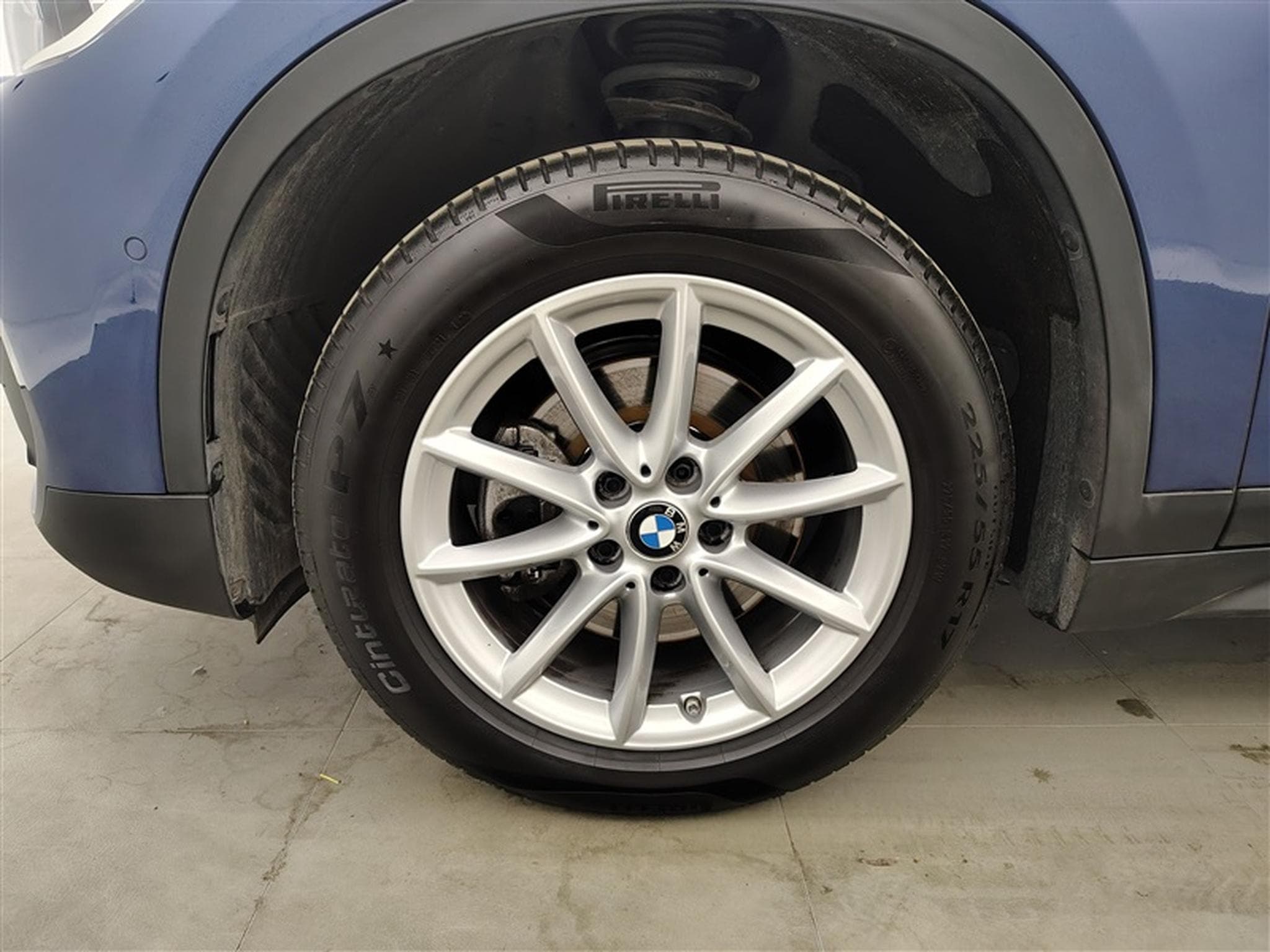 BMW X1 2.0 dA sDrive18 Cuir / Navi / PDC+Caméra (2022) - Photo 6