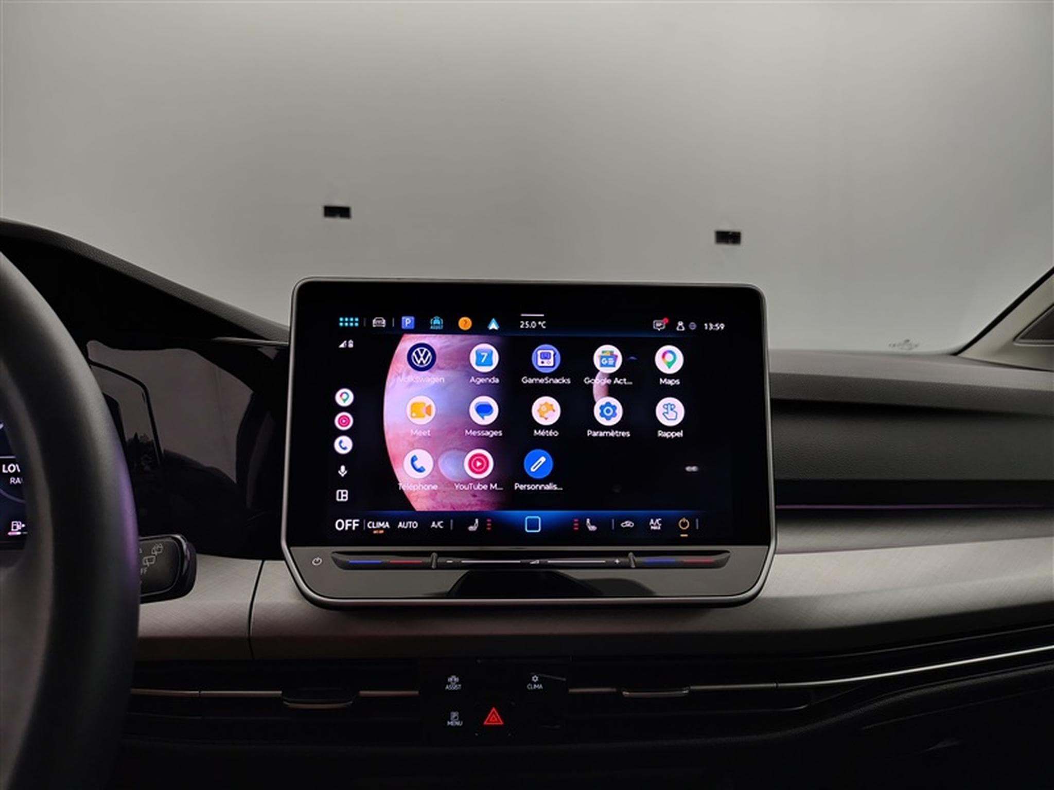 VW Golf 1.5 TSI 115cv Life CARPLAY / FULL LED / PDC AV+AR / JA 16" (2025) - Photo 19