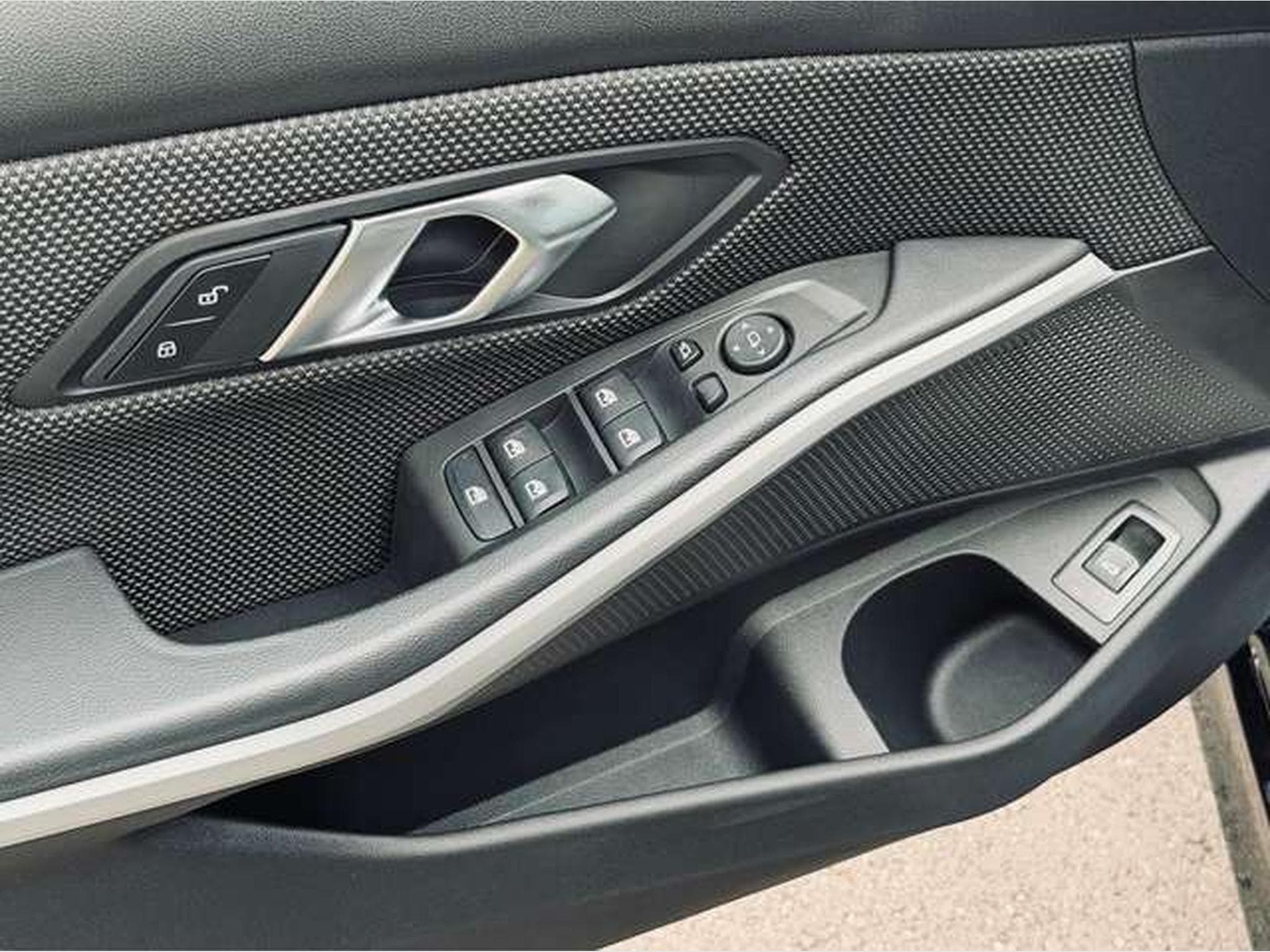 BMW 318 Touring 318 dA Facelift//Garantie 12 Mois✅✅✅ (2023) - Photo 12