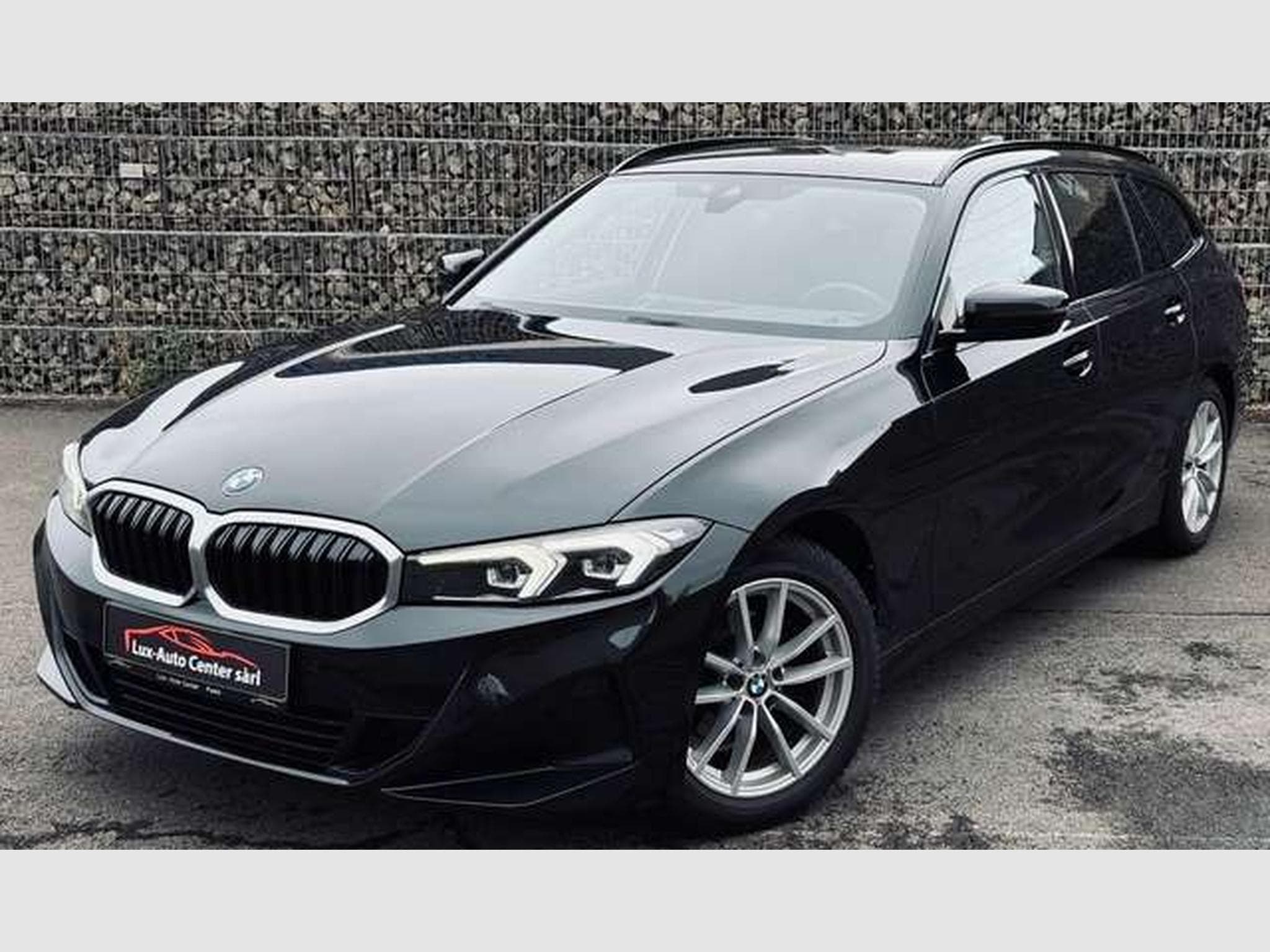 BMW 318 Touring 318 dA Facelift//Garantie 12 Mois✅✅✅ (2023) - Photo 2
